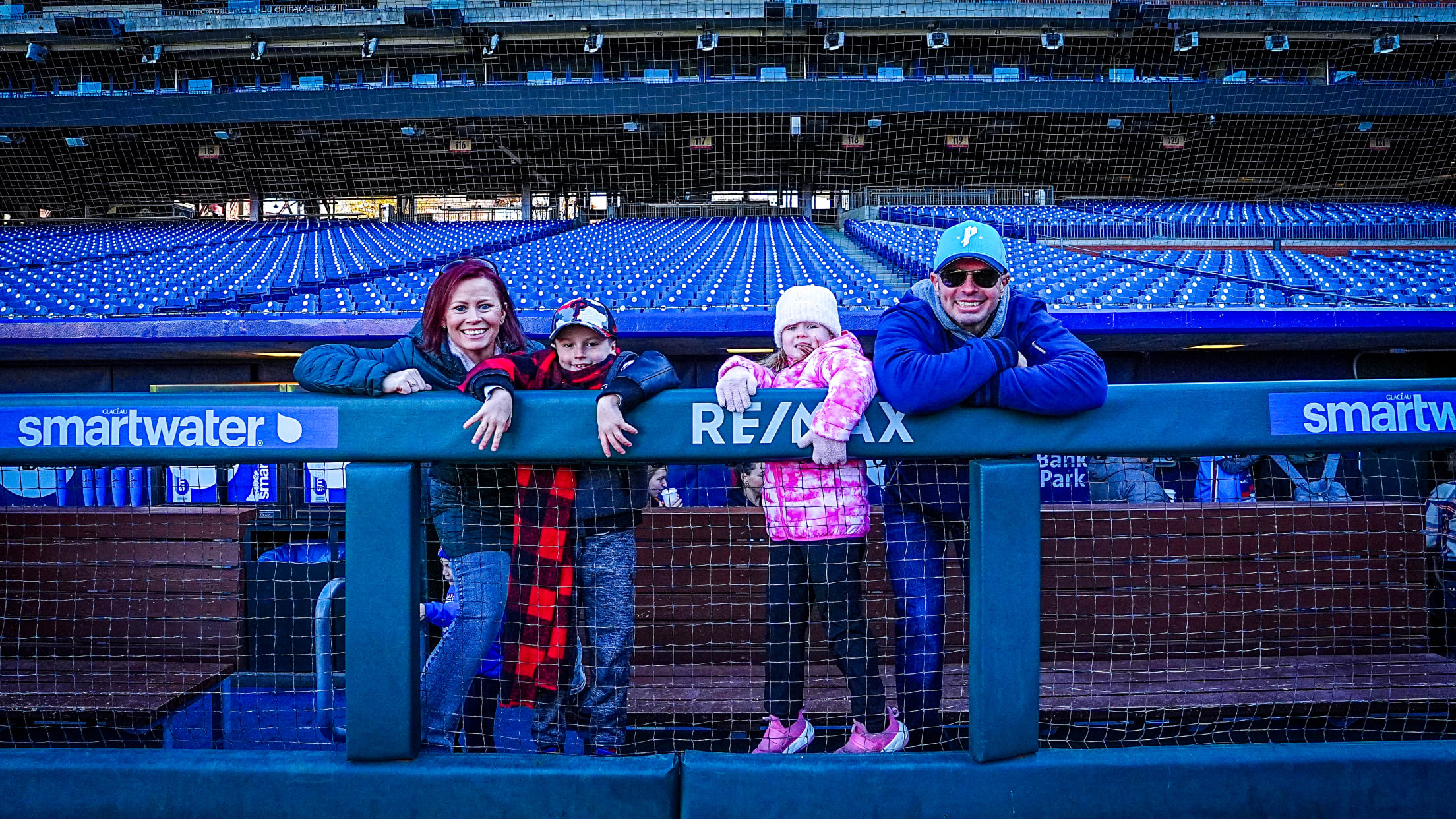 TreeLightingHolidaySale06107