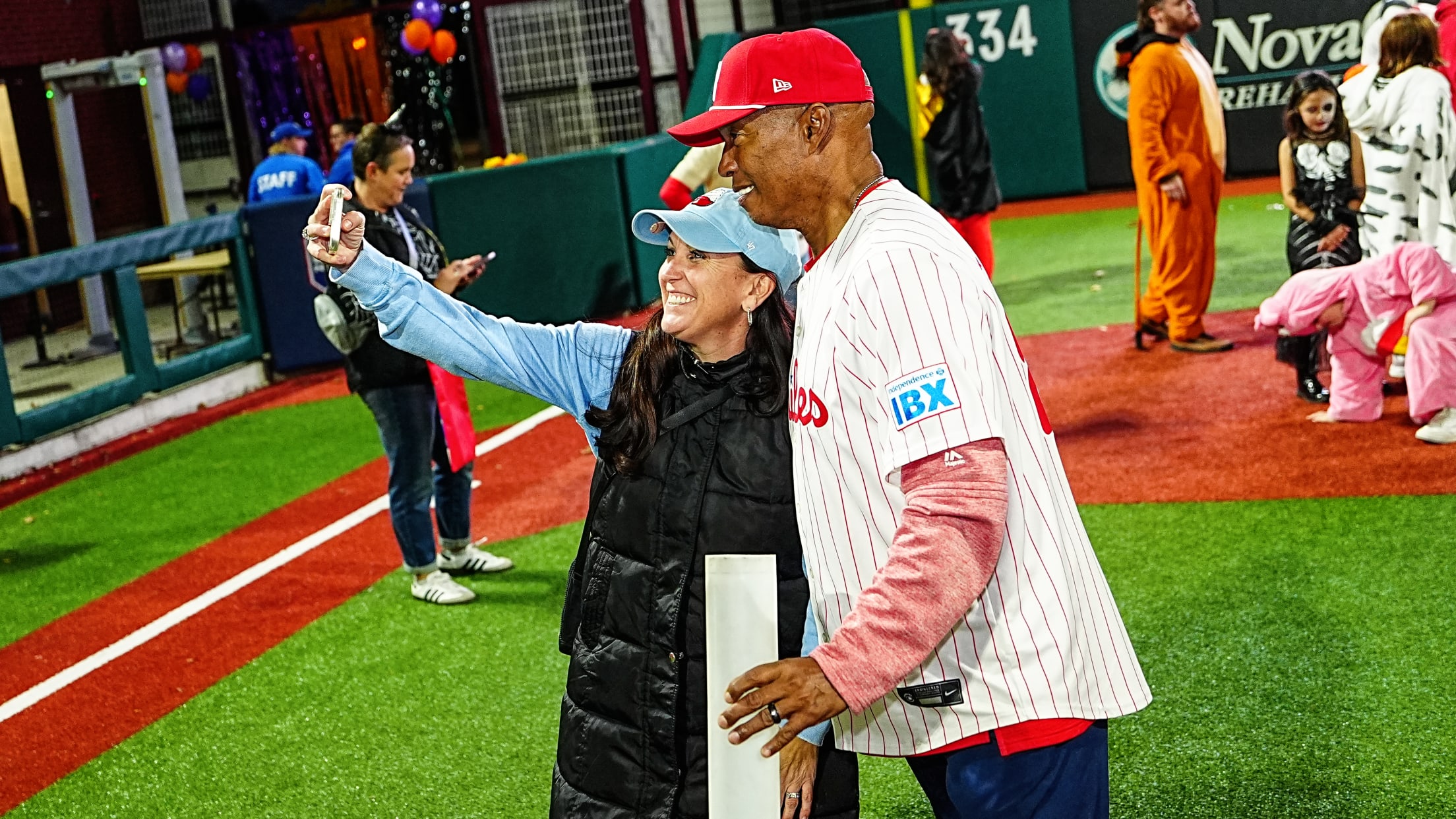 BallgirlsHalloweenParty163361