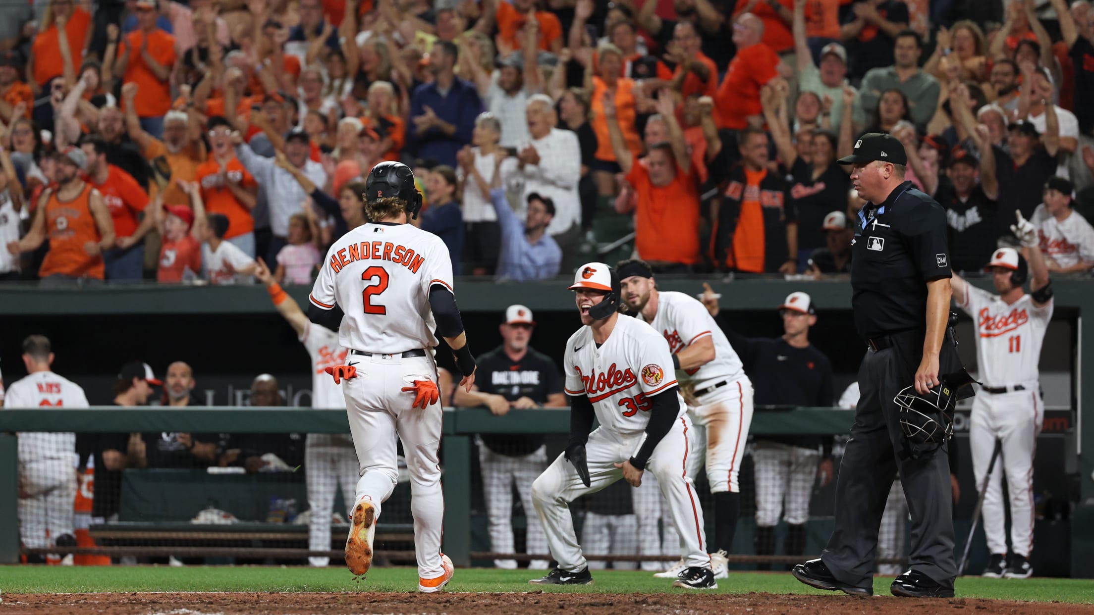 BAL-BI-Homestand-in-focus-083123-123