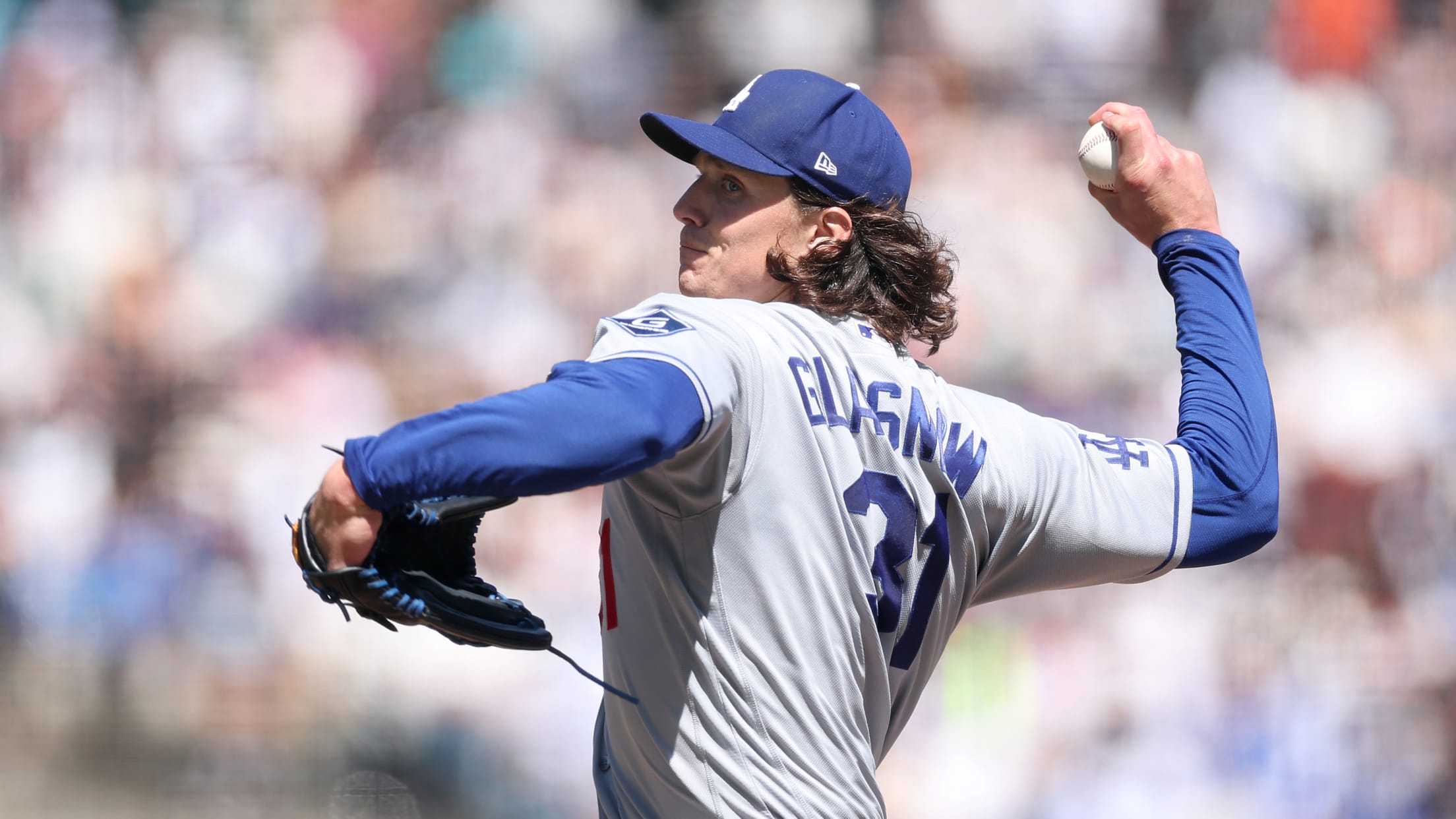Tyler Glasnow strikes out nine batters, faces minimum