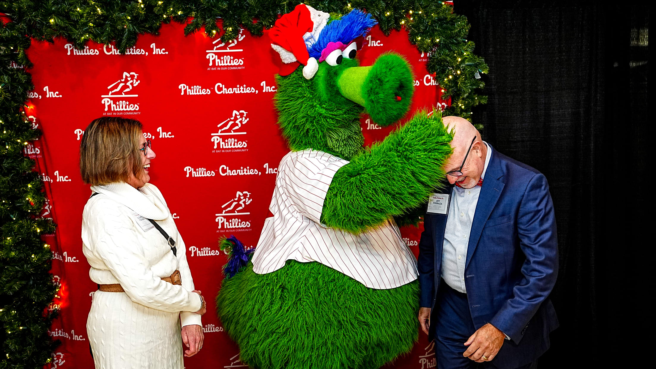 PhilliesCharitiesDinner173114