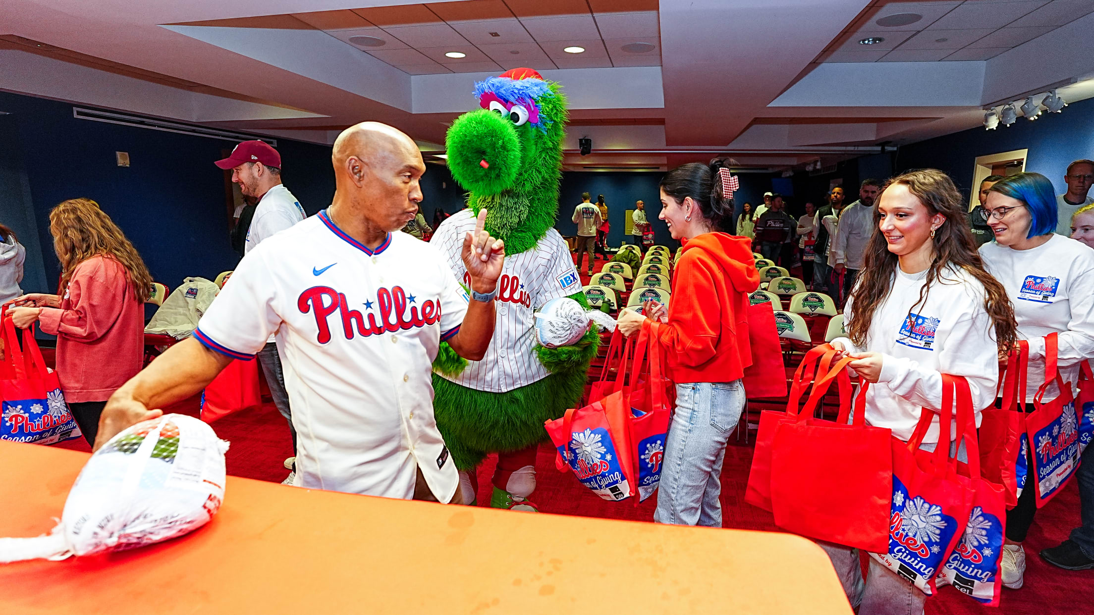 ThanksgivingTurkeyDrive172327