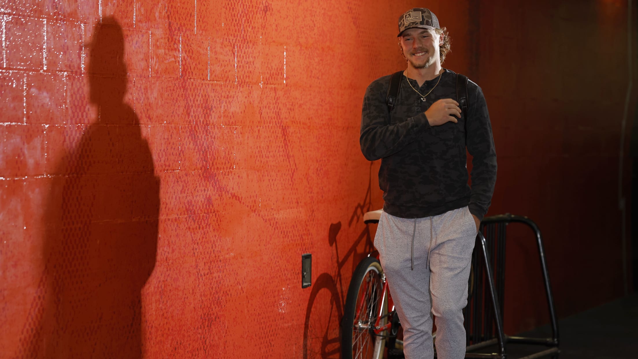 BAL-BI-040424-InFocus-Homestand-328-403-001