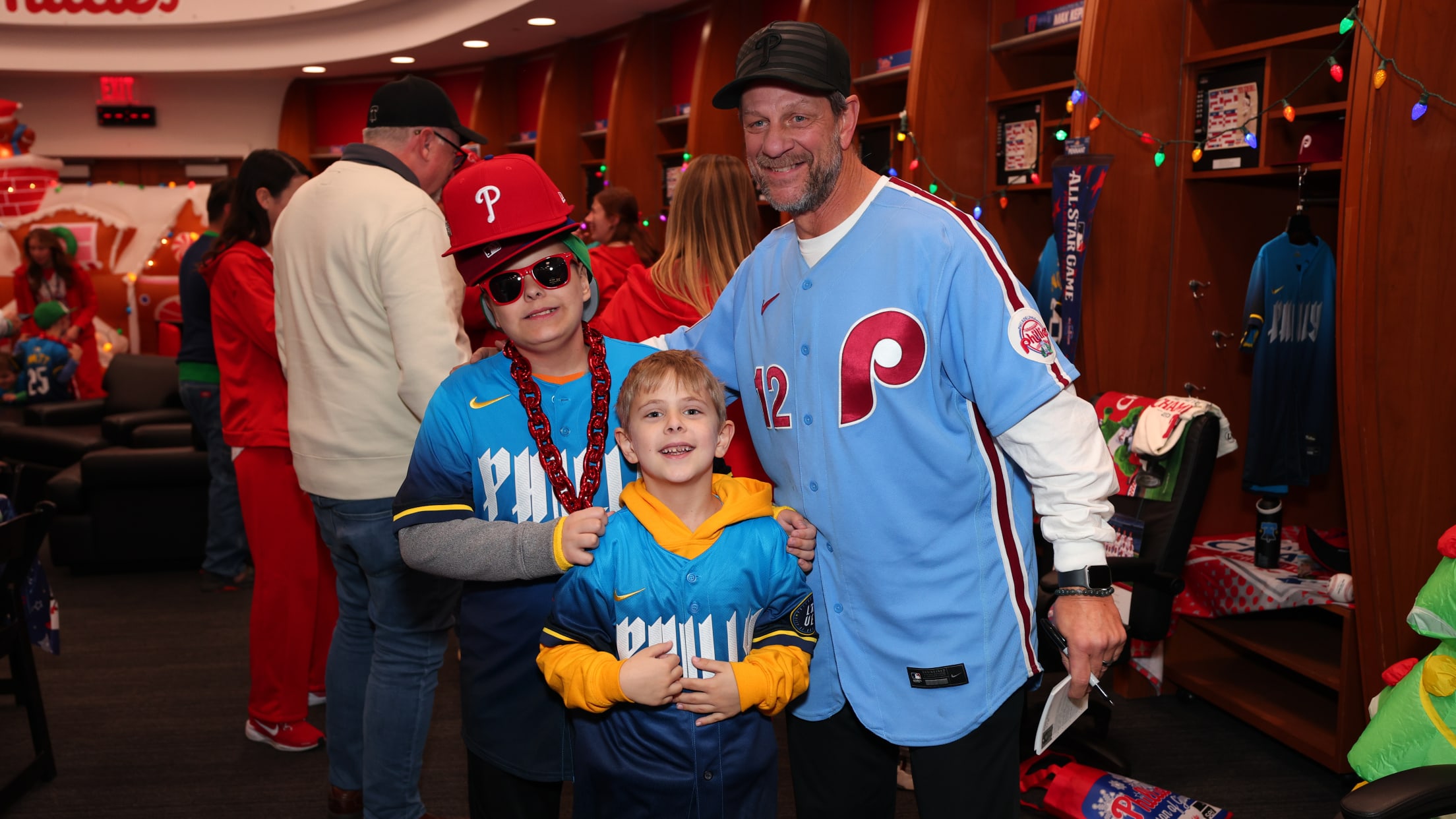 20251212_Ballgirls Holiday Party-30