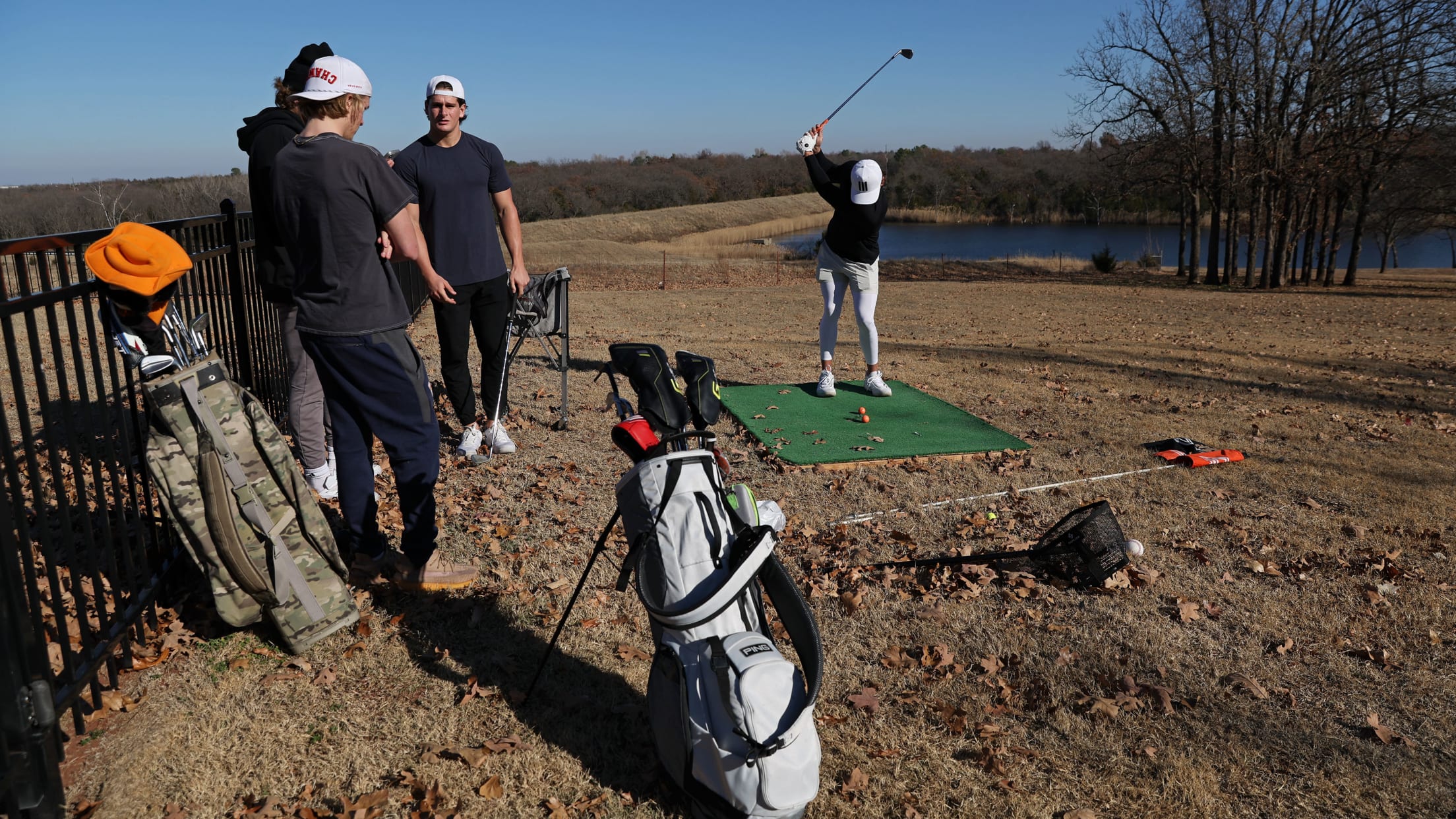 BAL-BI-021025-Holliday-Feature-068