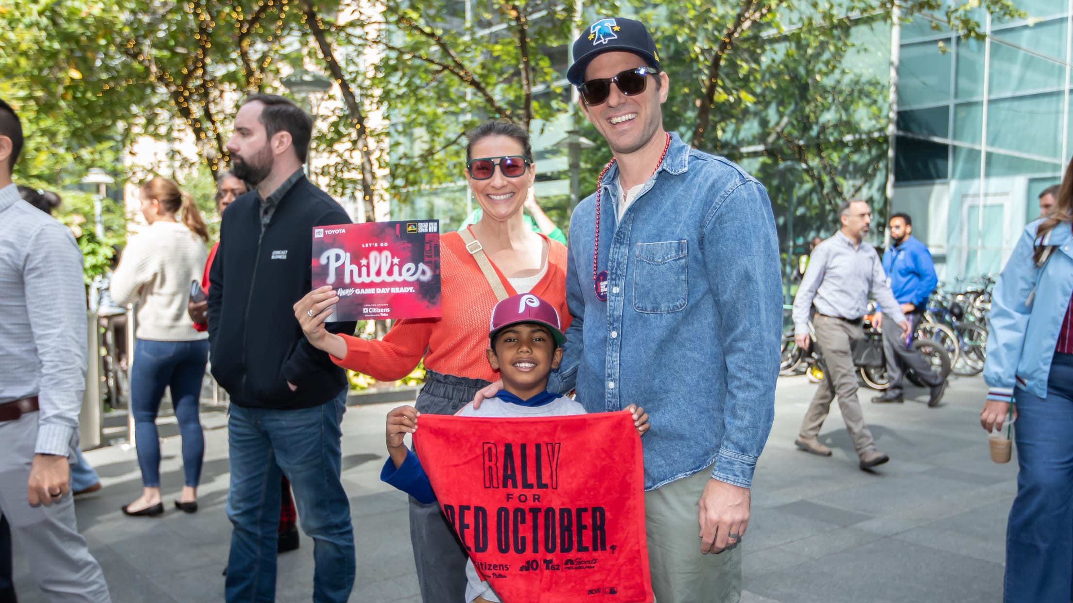 20251002_Rally_Red_October_Bus_Waterfalls-6