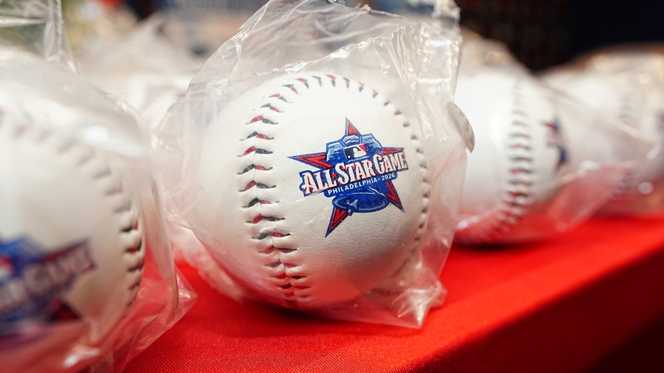 SEIHolidayGiftWrappingParty173491