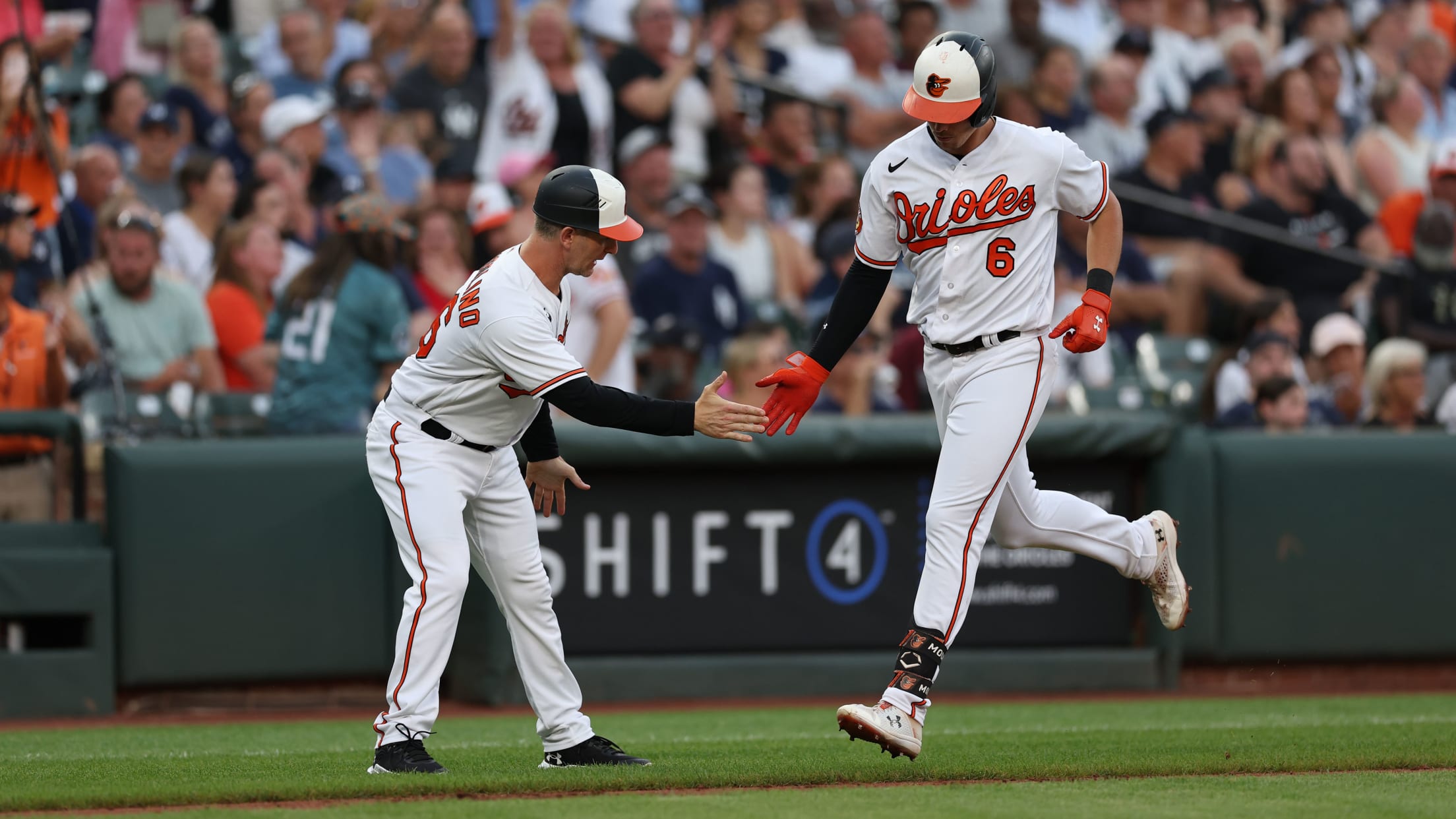  BAL-BI-InFocus-073123 -036