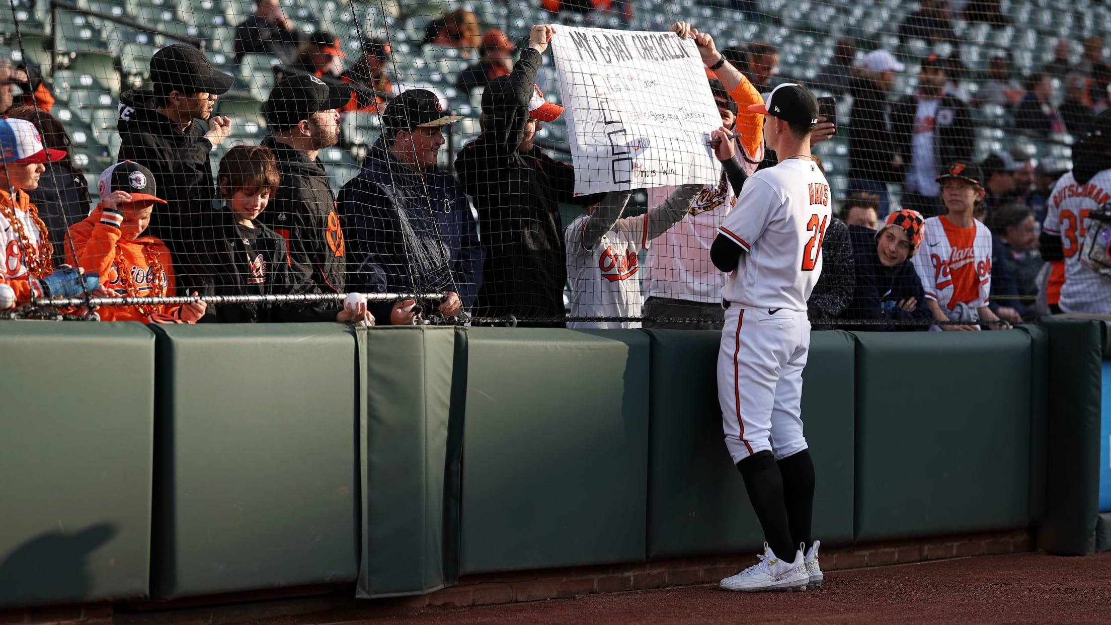 BAL-In Focus 0421 - 0426 Homestand - 043