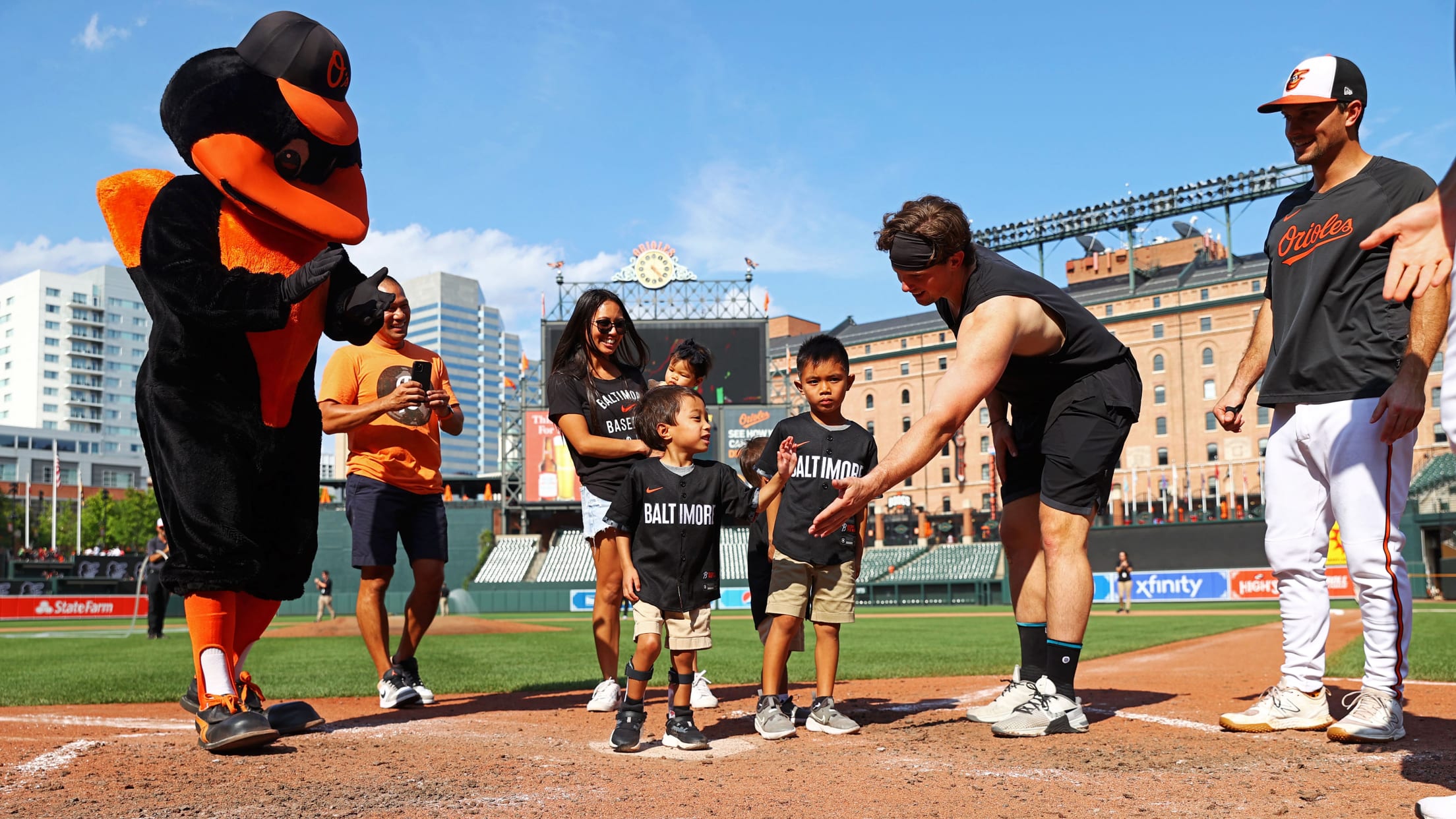 BAL-BI-Winning-OnandOffField-112723-008