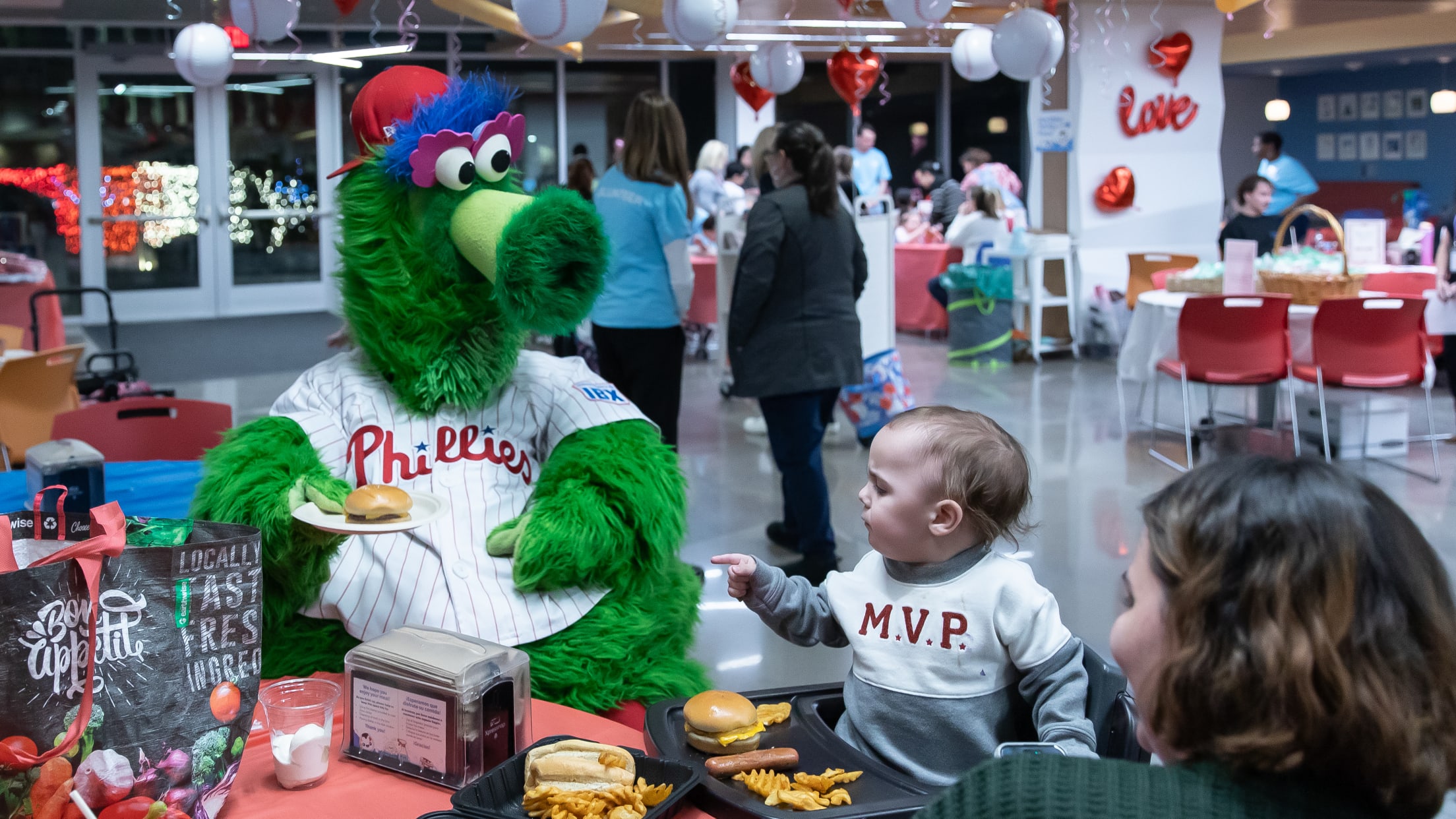 20260211_IBX_Phillies_Valentine_Event_Waterfalls-111