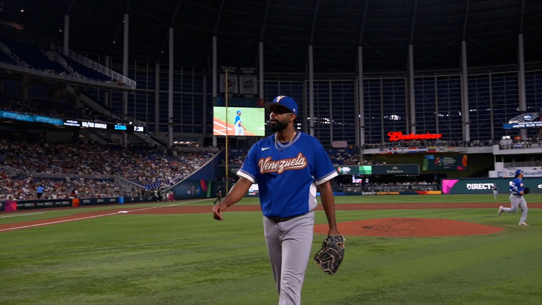 Yoendrys Gómez fans three in two scoreless innings