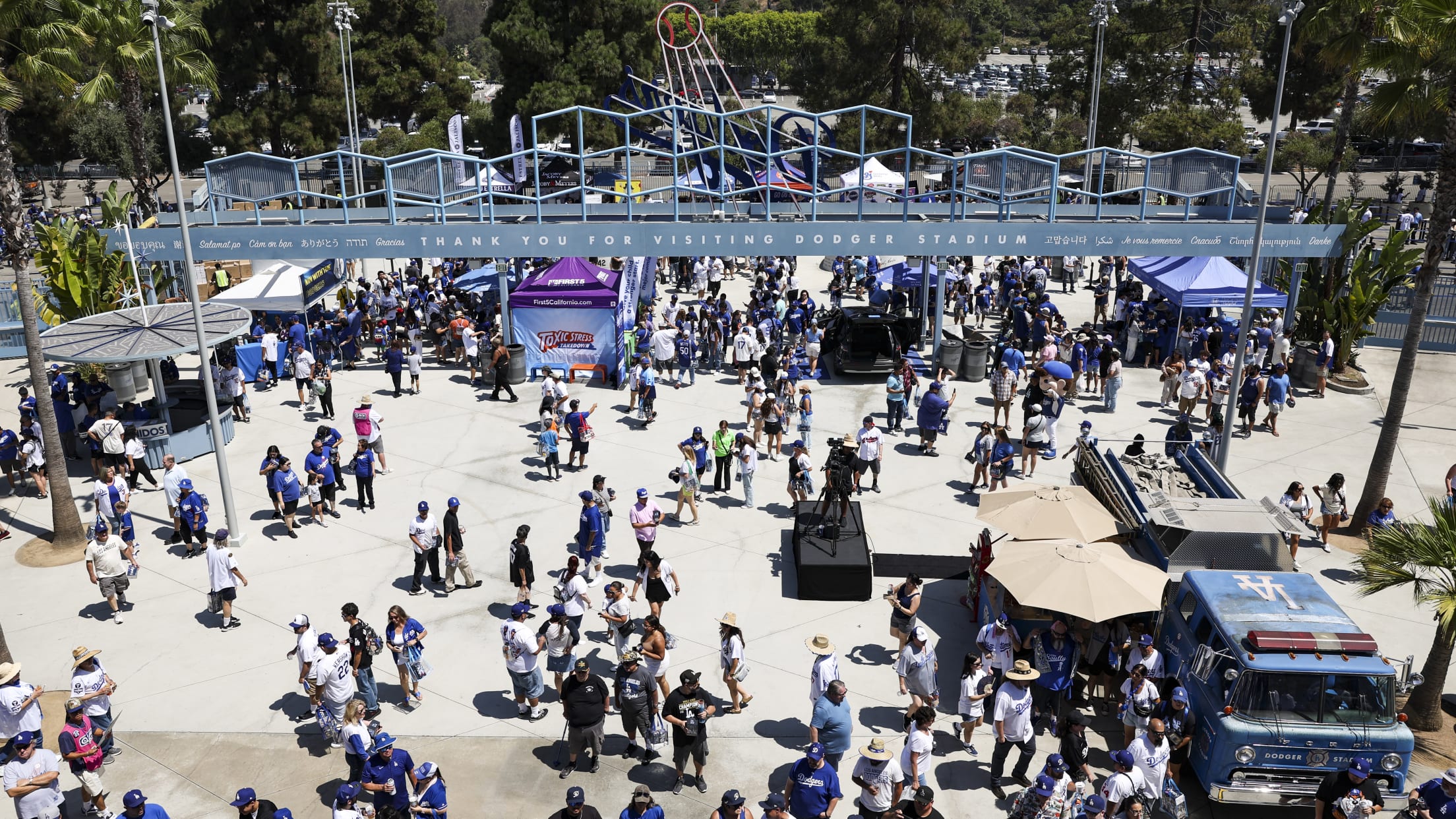 Dodgers Stadium entrance 2568
