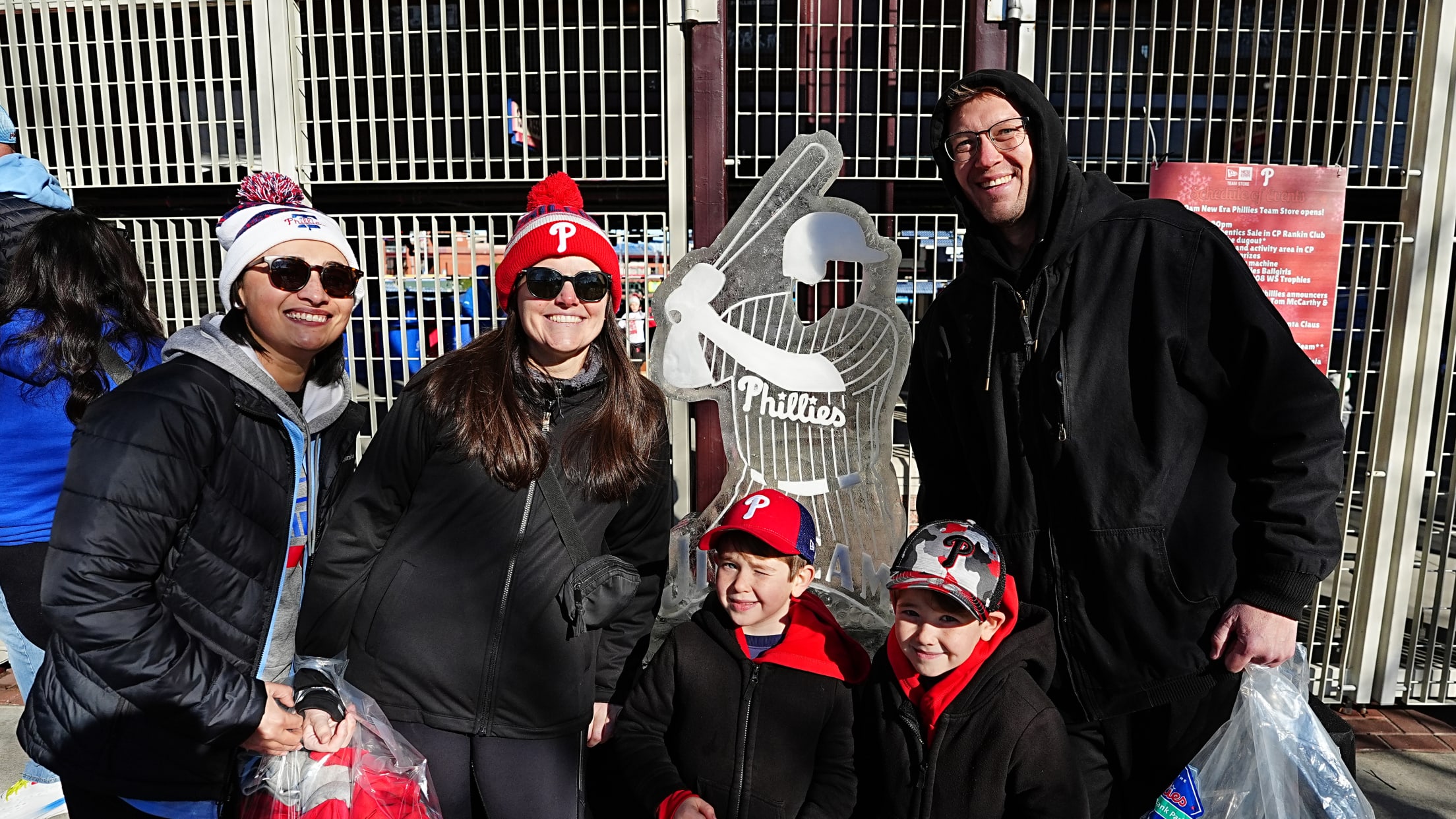 TreeLightingHolidaySale05746