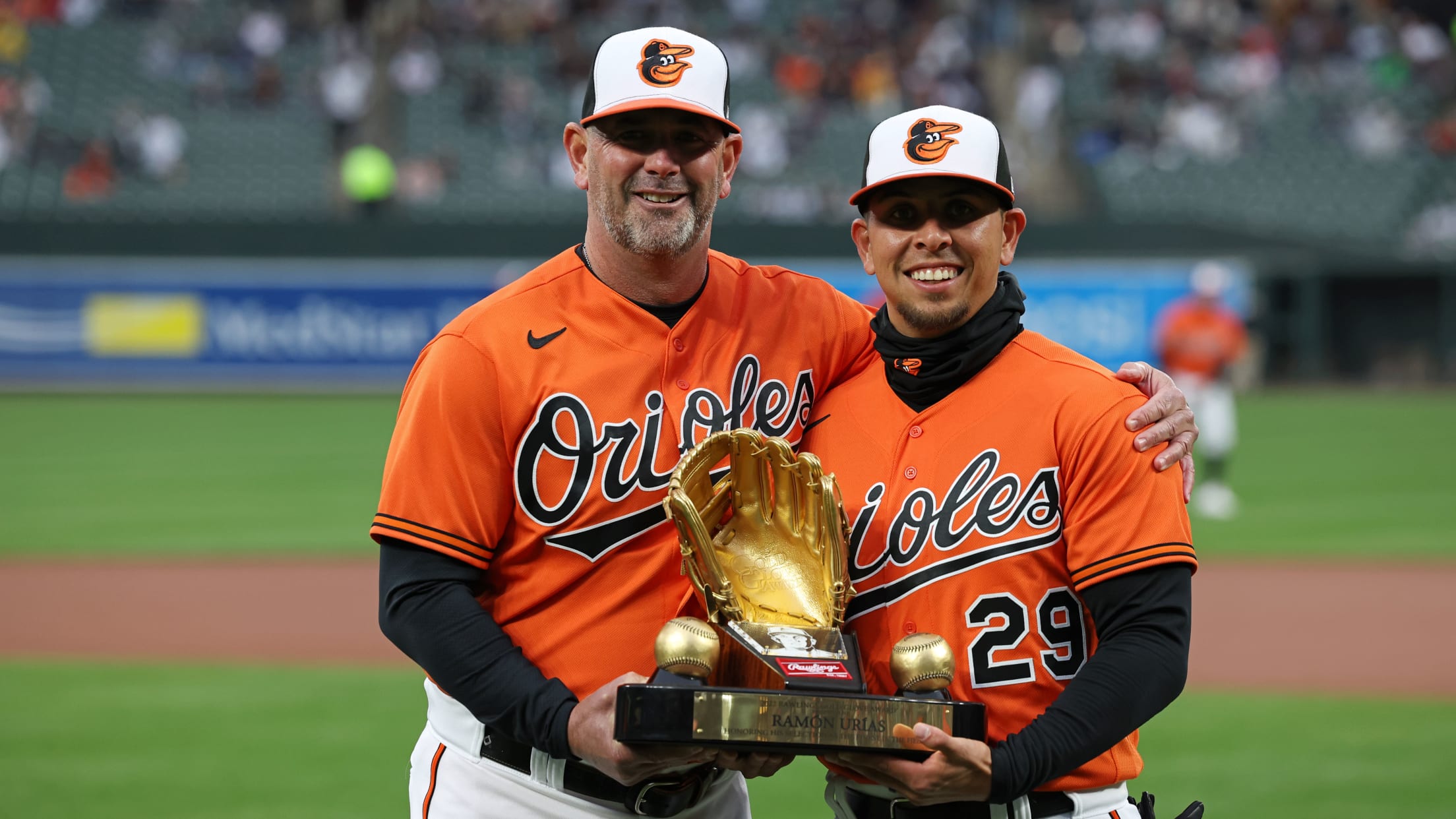 BI-BAL-Urias Insider Story - 012