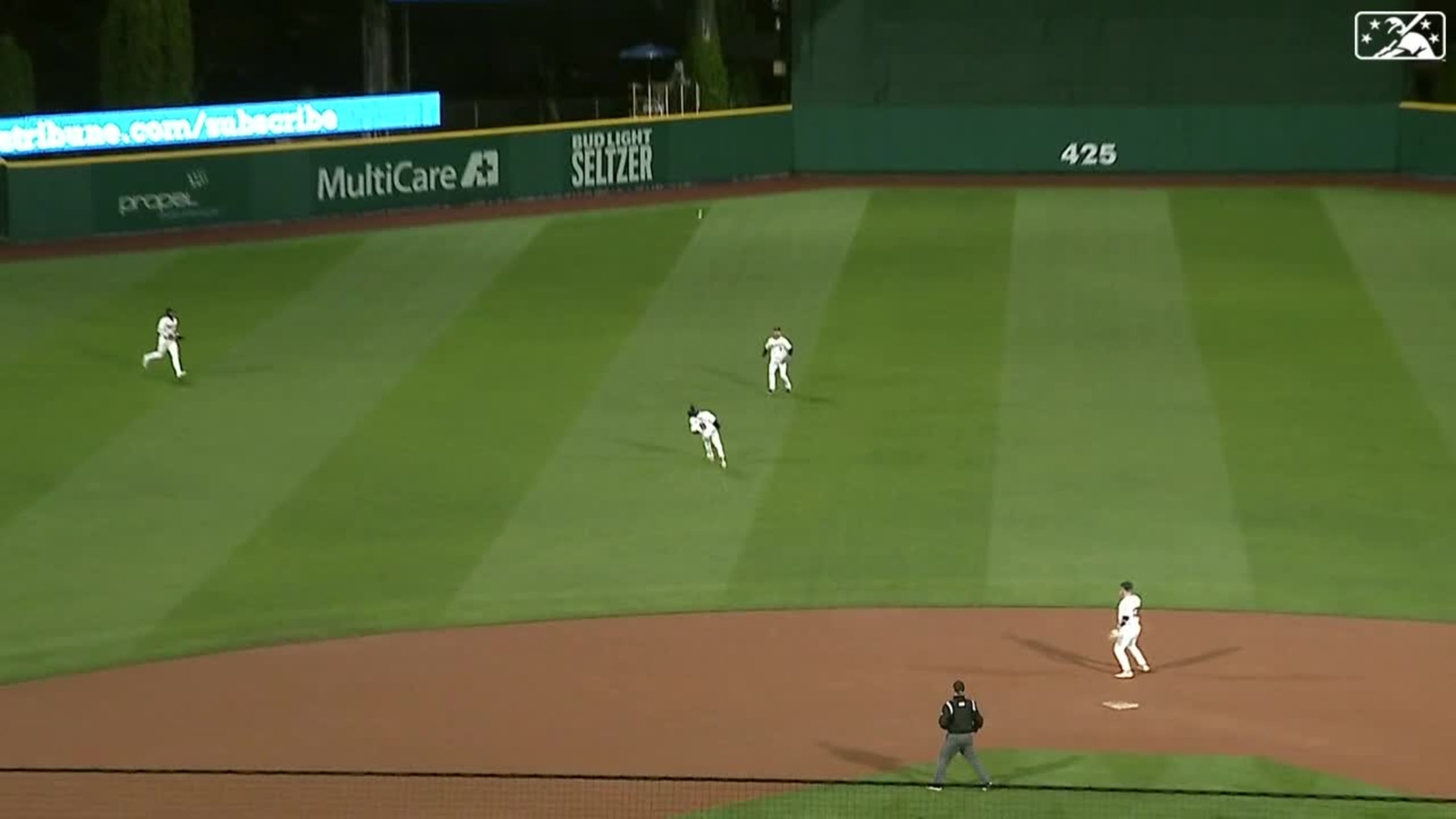 Bliss' over-the-shoulder grab