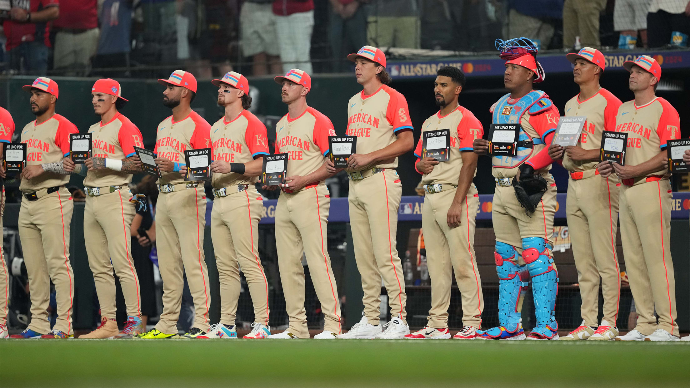 Players Stand Up to Cancer during the All-Star Game