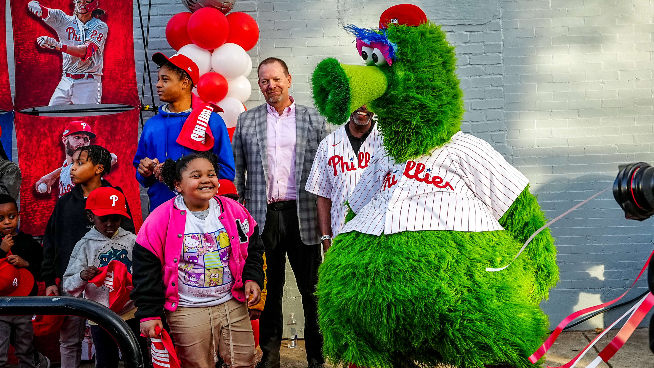 StrawberryMansionLCVan00732