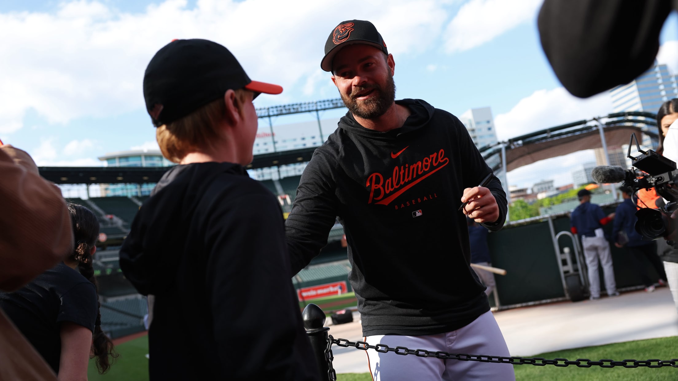 BAL-BI-042524-Autism-Awareness-Coulombe-Family002