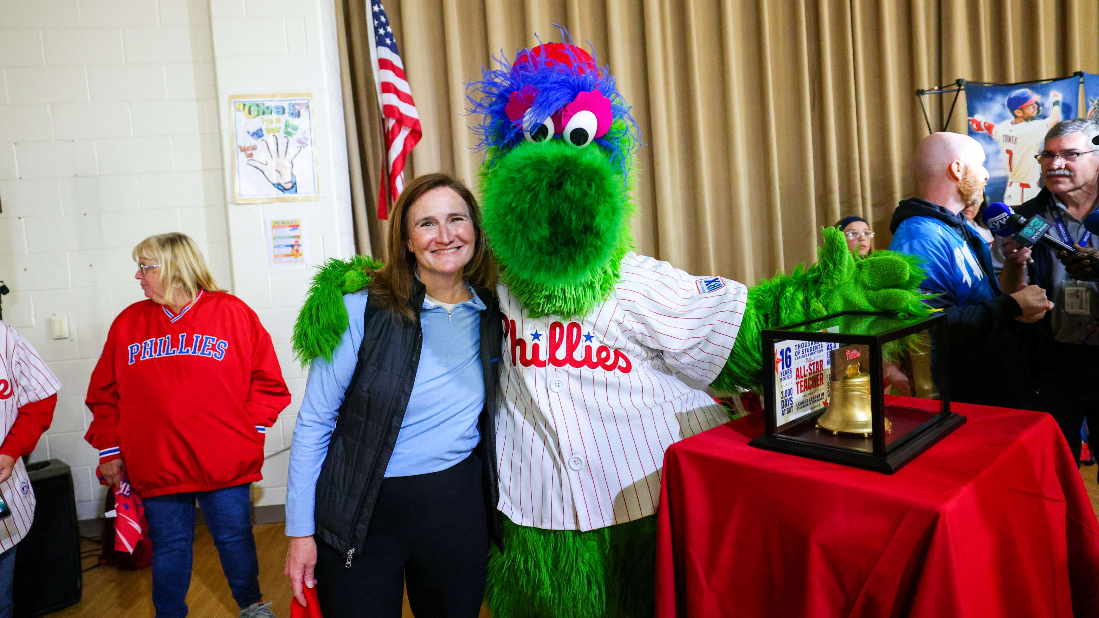20260508_All Star Teacher Surprise-23