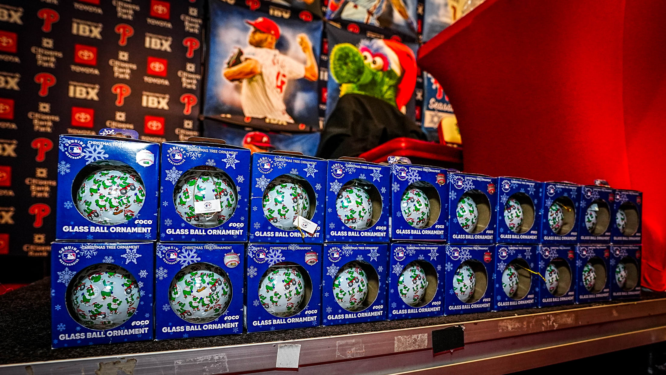 SEIHolidayGiftWrappingParty173496