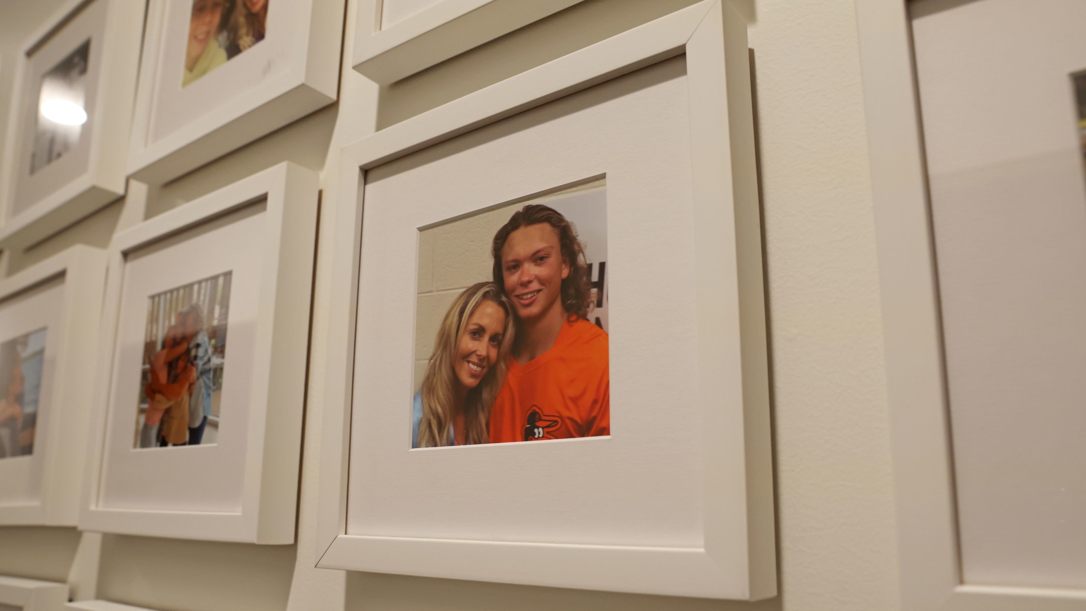 BAL-BI-021025-Holliday-Feature-032