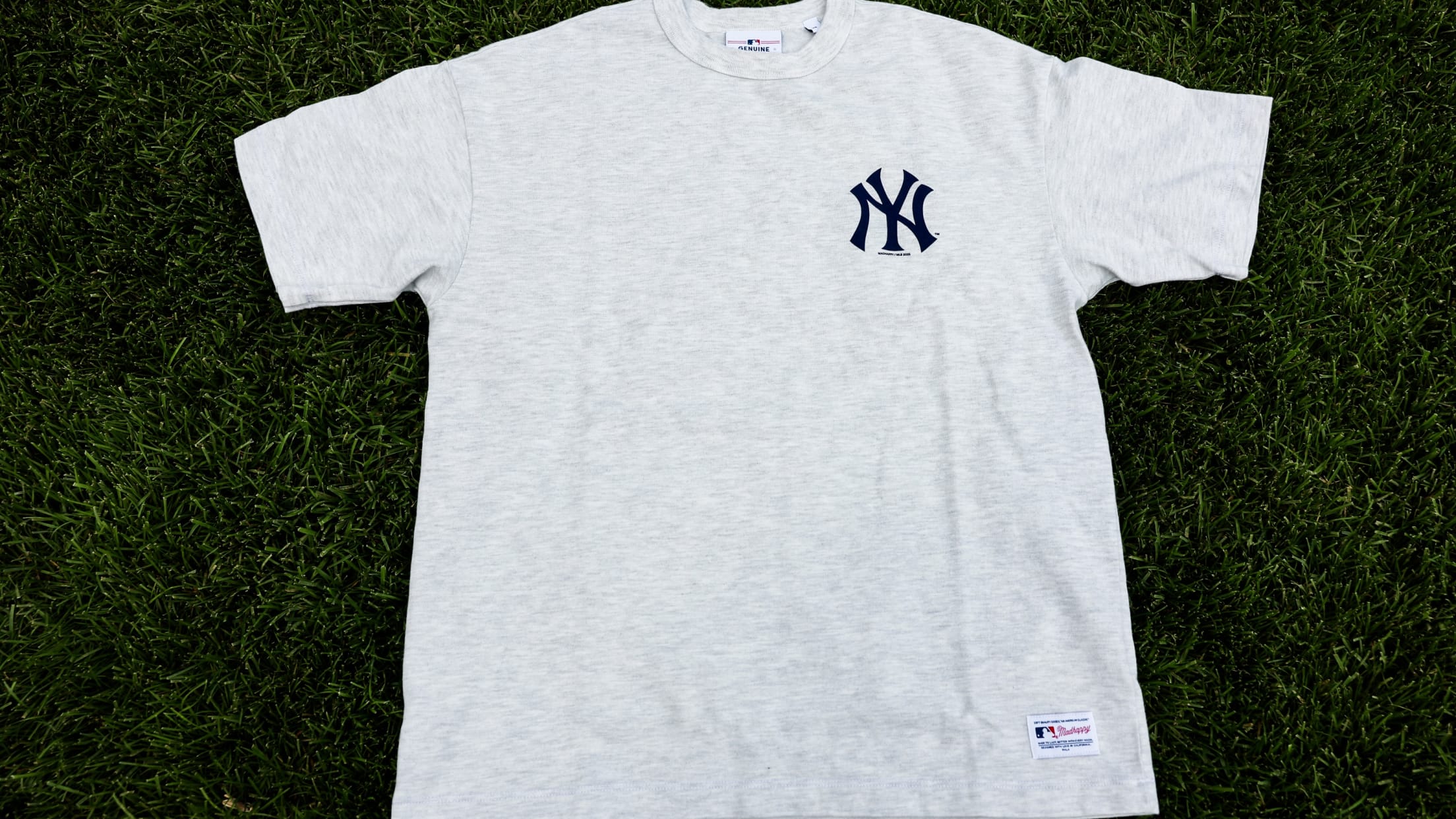 Yankee Stadium 4/25 限定配布 ヤンキース ホッケージャージ il_340x270.691751107_d1qz.jpg