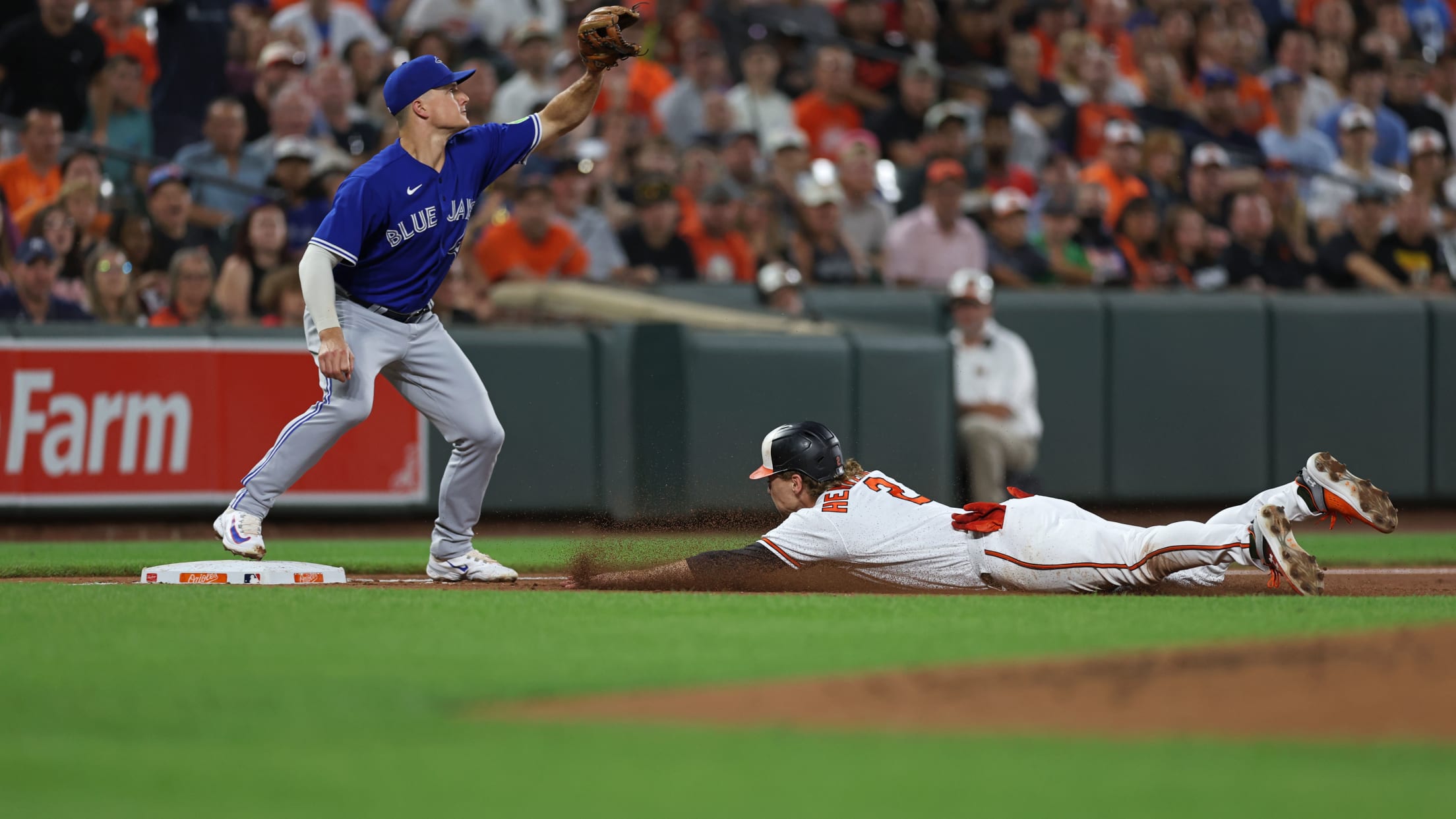 BAL-BI-Homestand-in-focus-083123-020