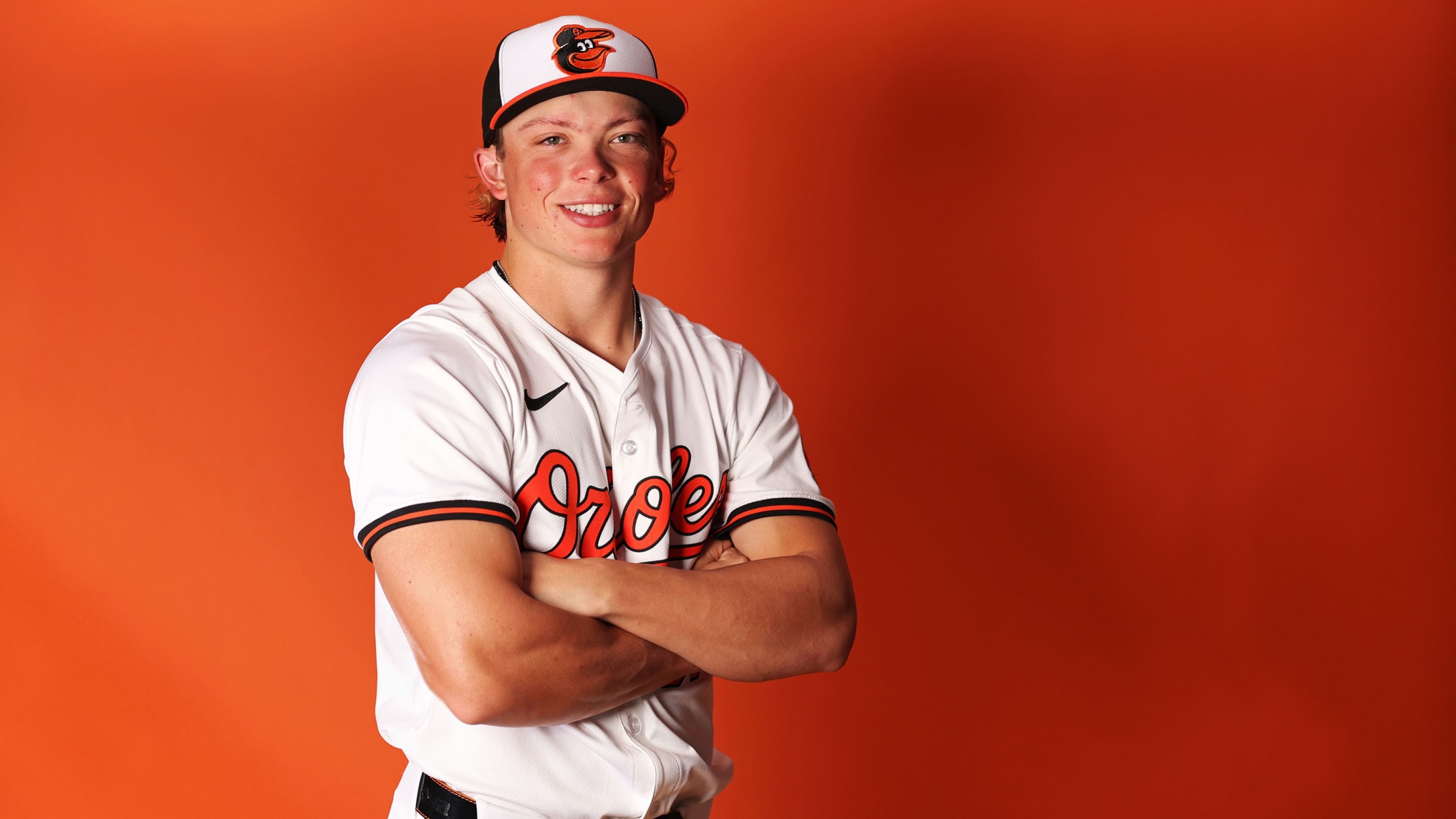 BAL-BI-021025-Holliday-Feature-002