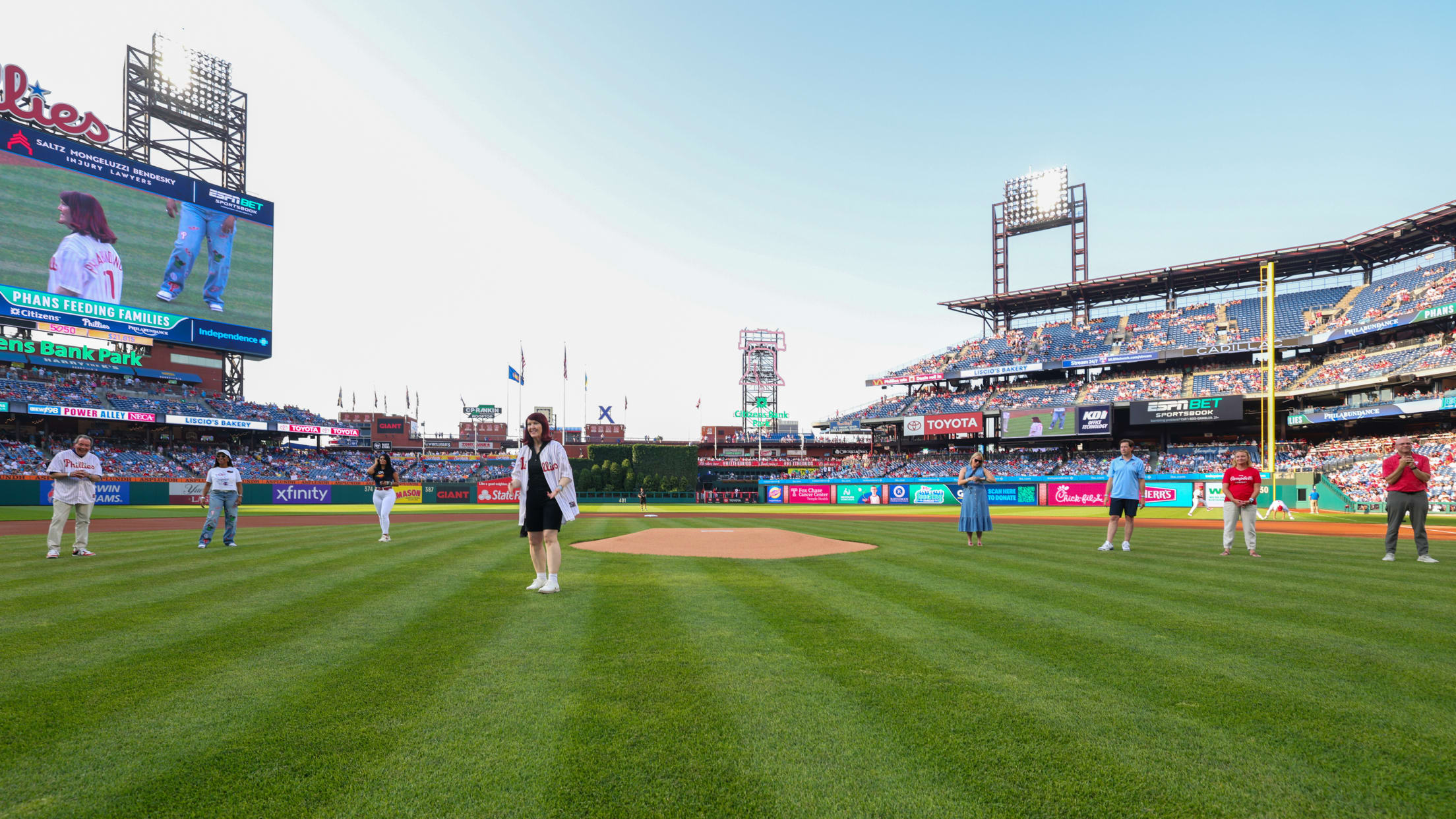 20250622_Phans Feeding Families sponsor intros-58