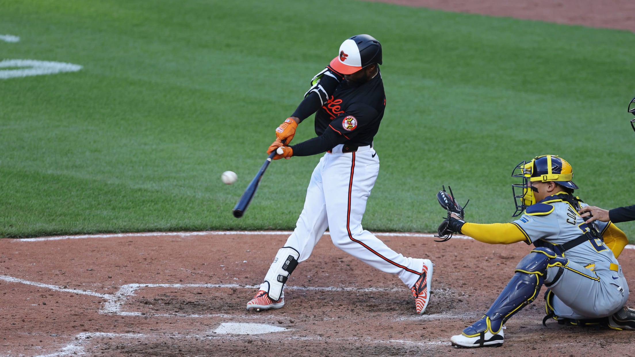 BAL-makingthiercase-060424-016