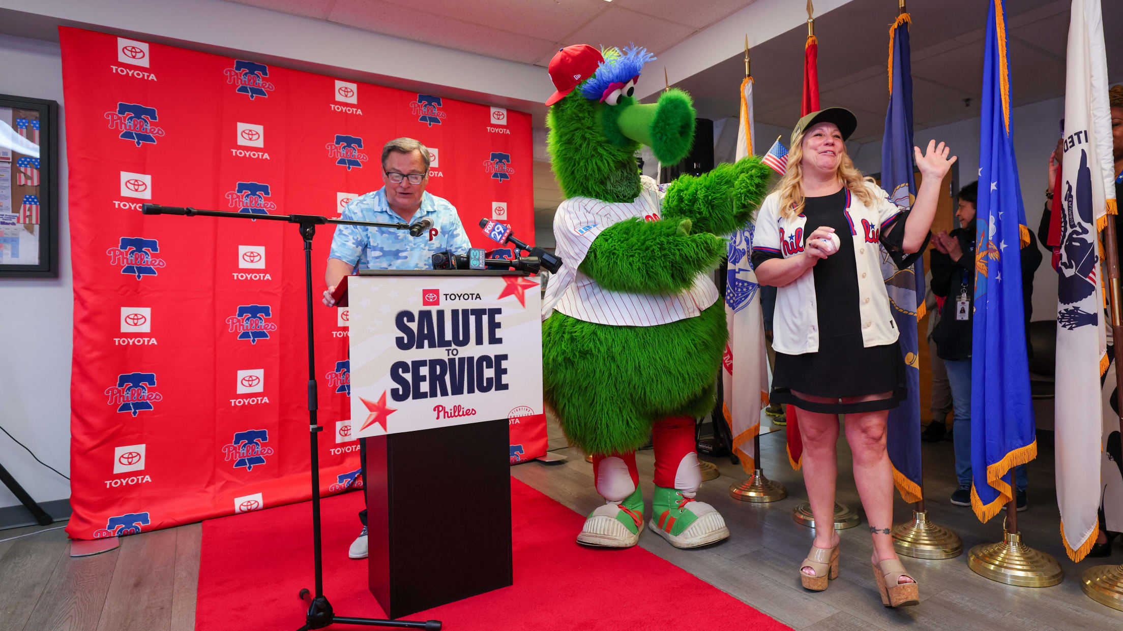 20260511_Salute to Service- Veteran Surprise-18