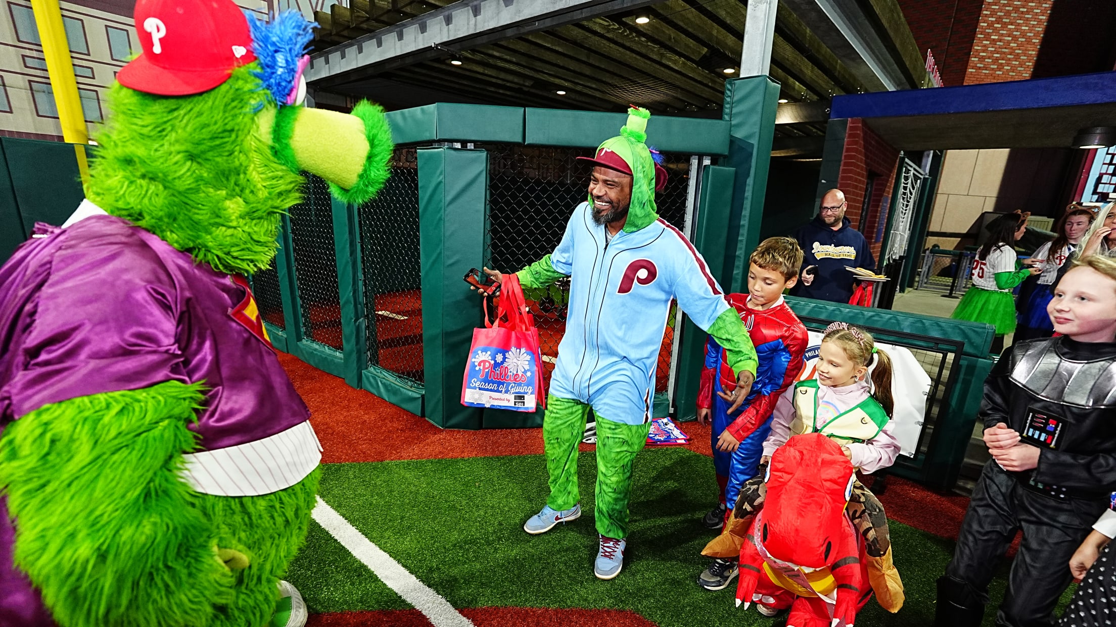 BallgirlsHalloweenParty163337