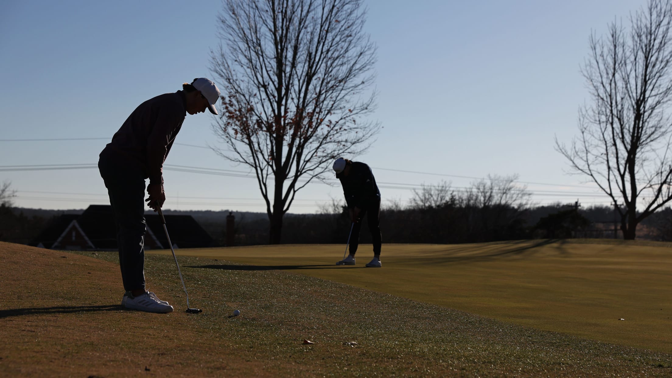 BAL-BI-021025-Holliday-Feature-072