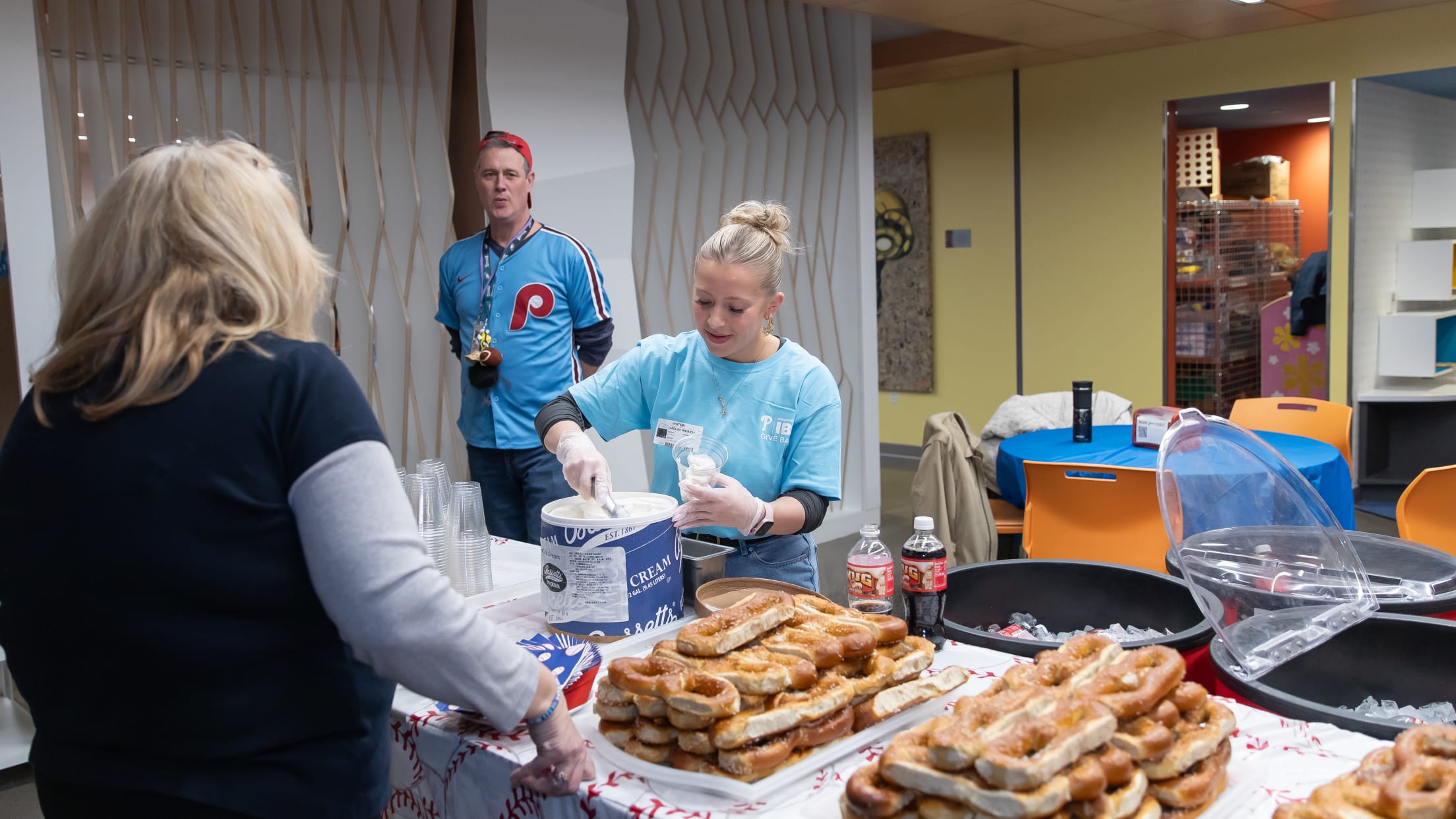 20260211_IBX_Phillies_Valentine_Event_Waterfalls-107