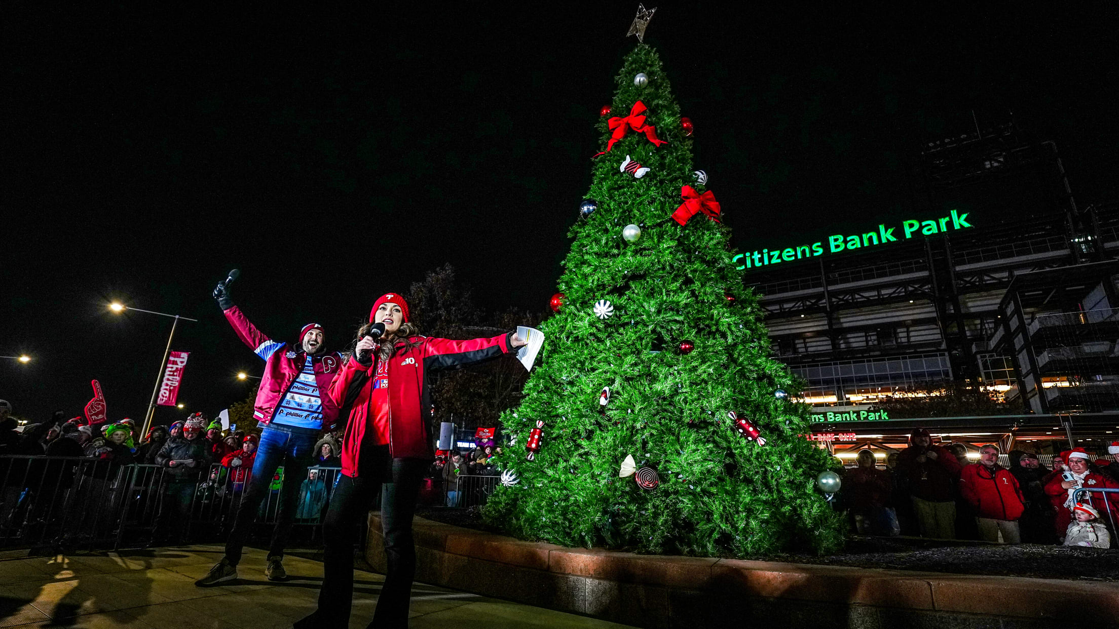 TreeLighting02132