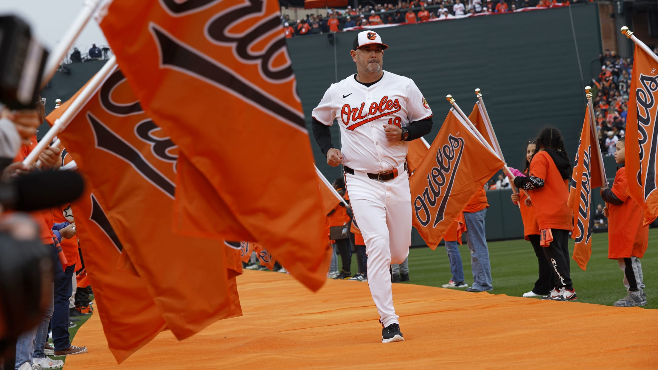 BAL-BI-040424-InFocus-Homestand-328-403-011