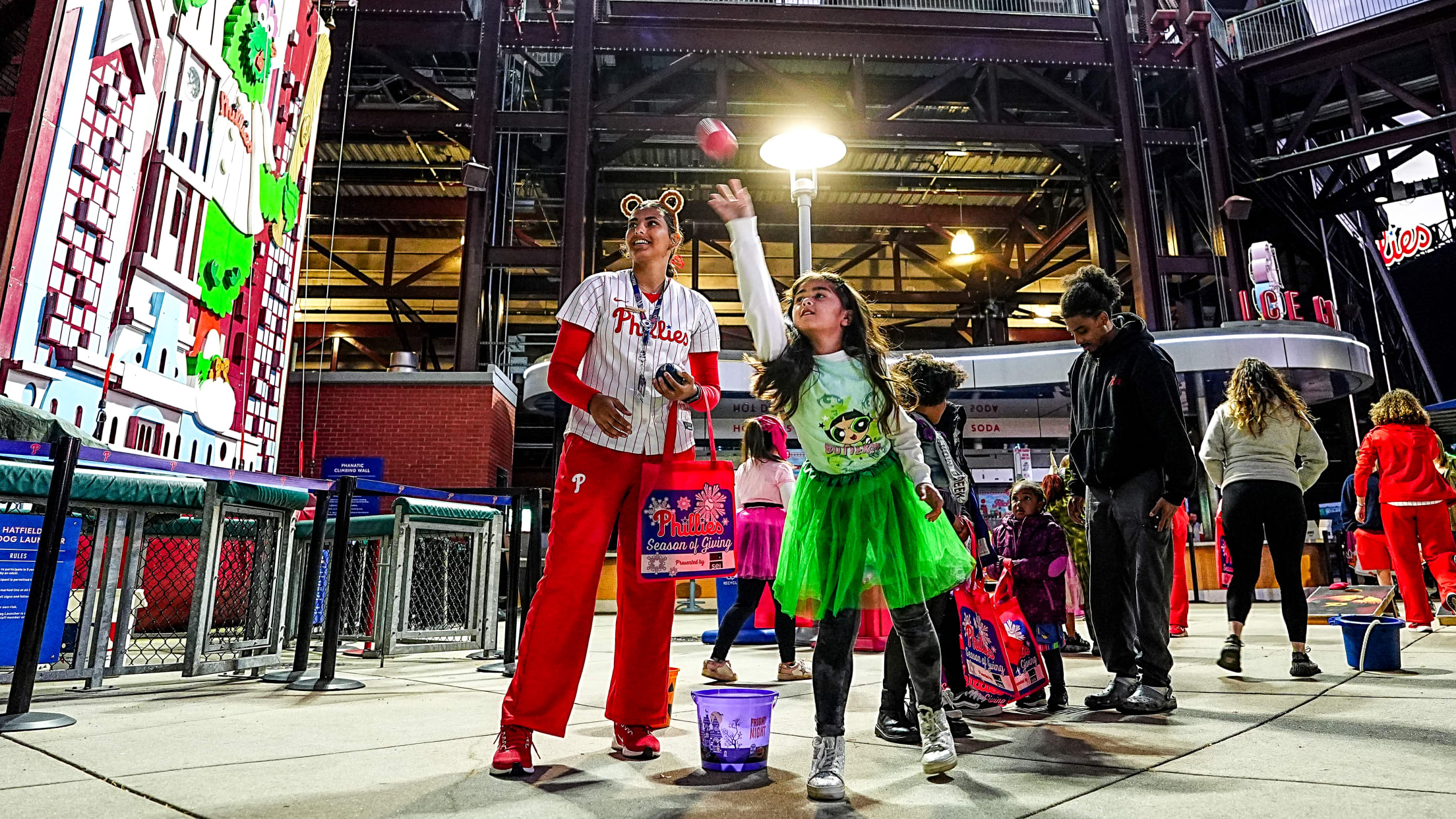 BallgirlsHalloweenParty163176