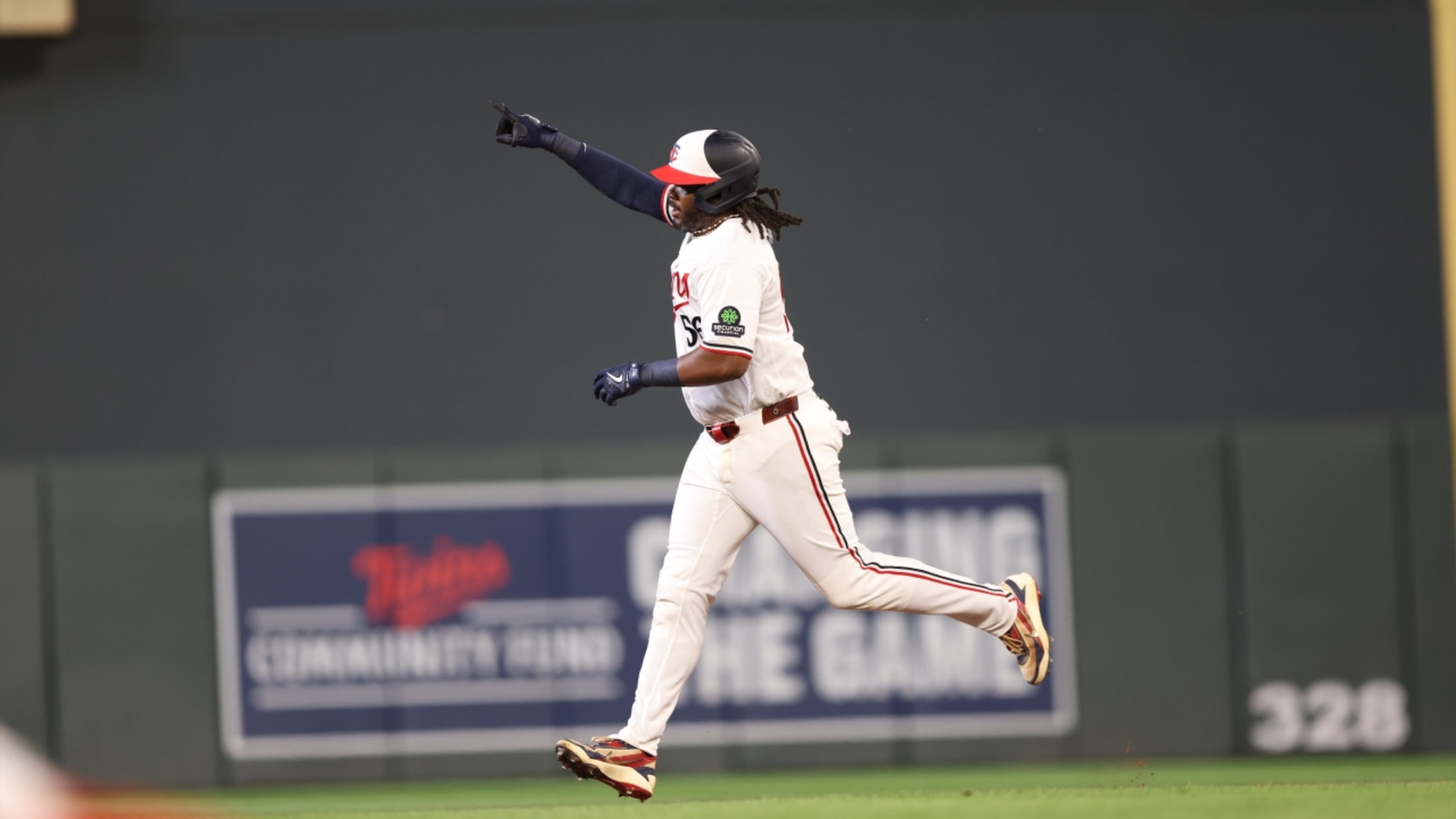 Josh Bell's three-run homer (16)