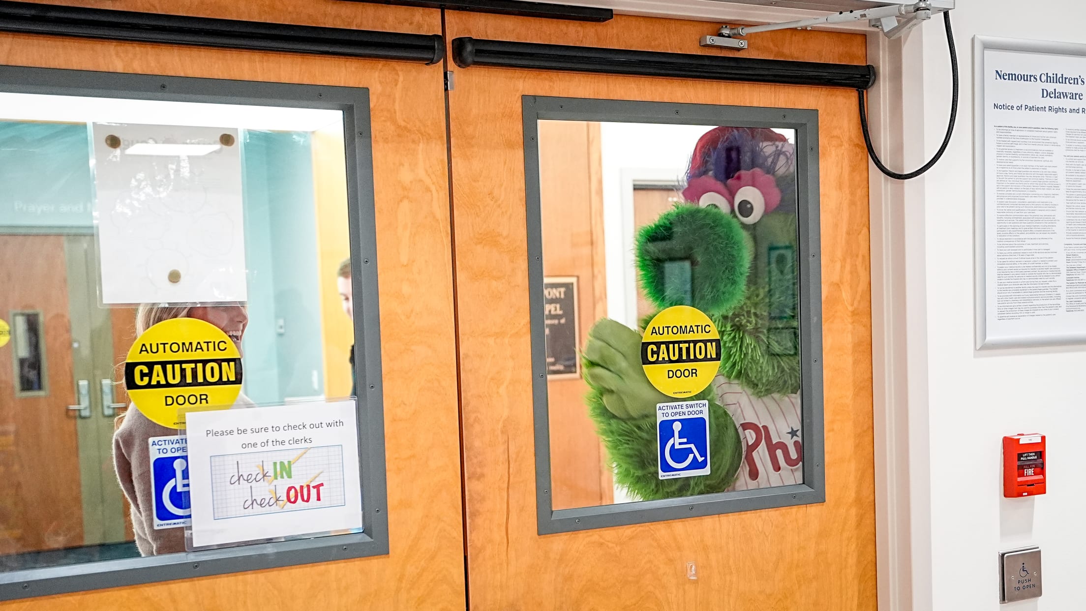 NemoursHolidayVisit175390