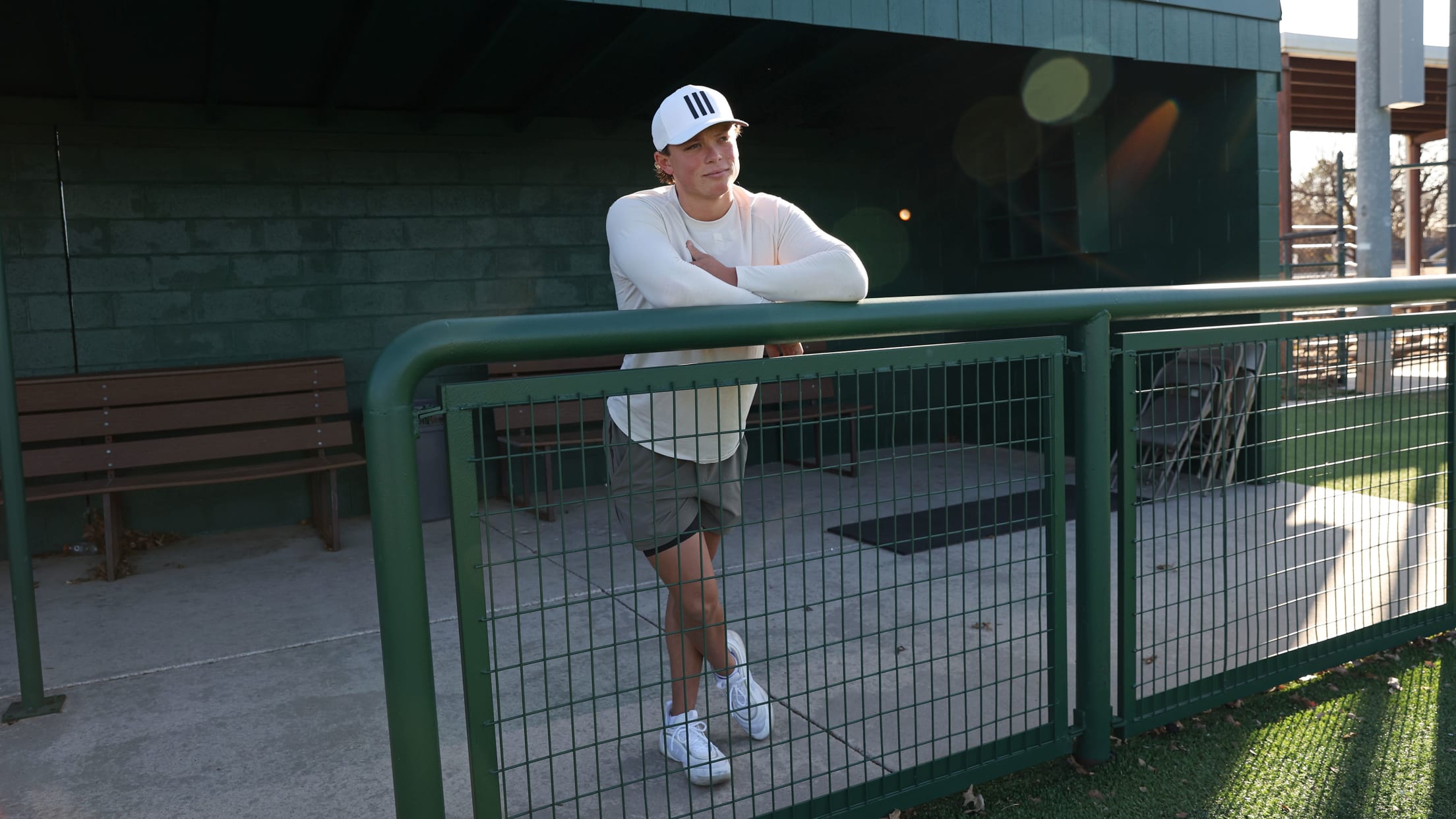 BAL-BI-021025-Holliday-Feature-018