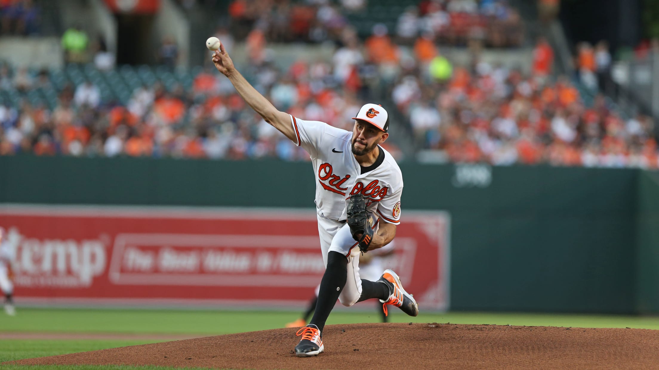 BAL-BI-Homestand-in-focus-083123-004