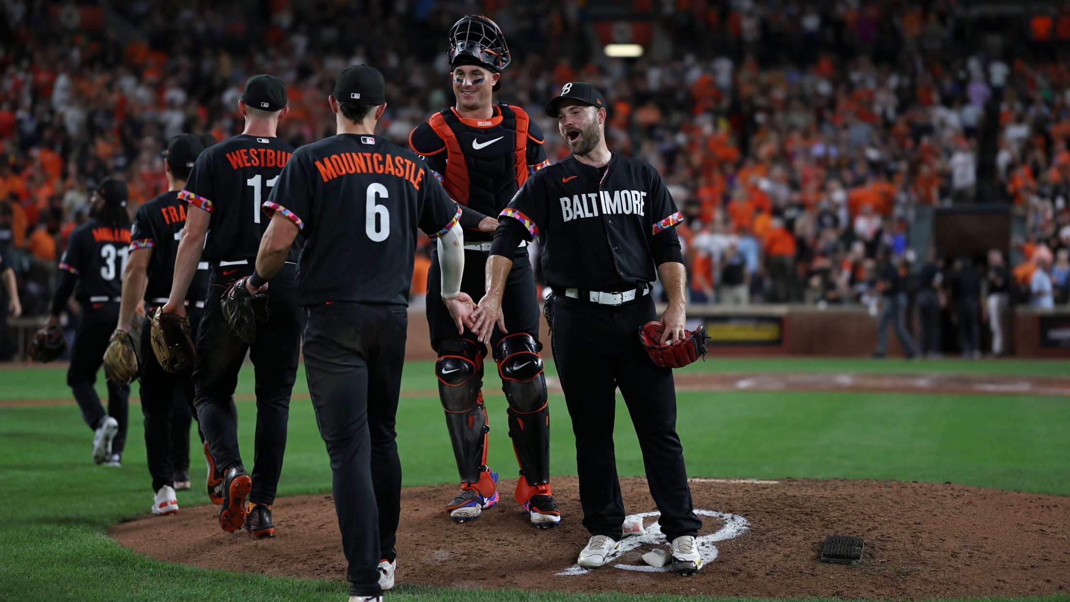 BAL-BI-Homestand-in-focus-083123-069