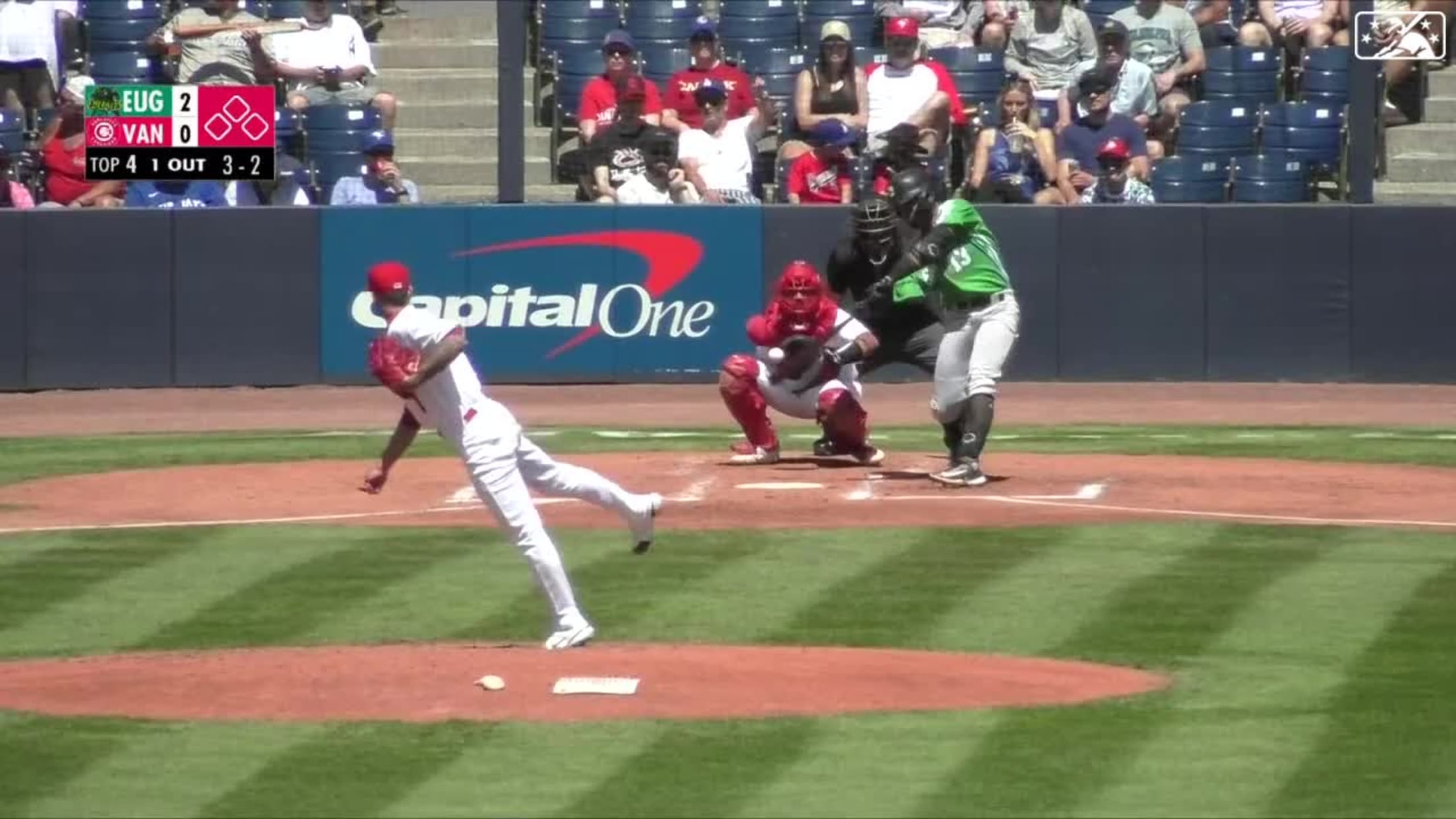 Aeverson Arteaga's solo home run