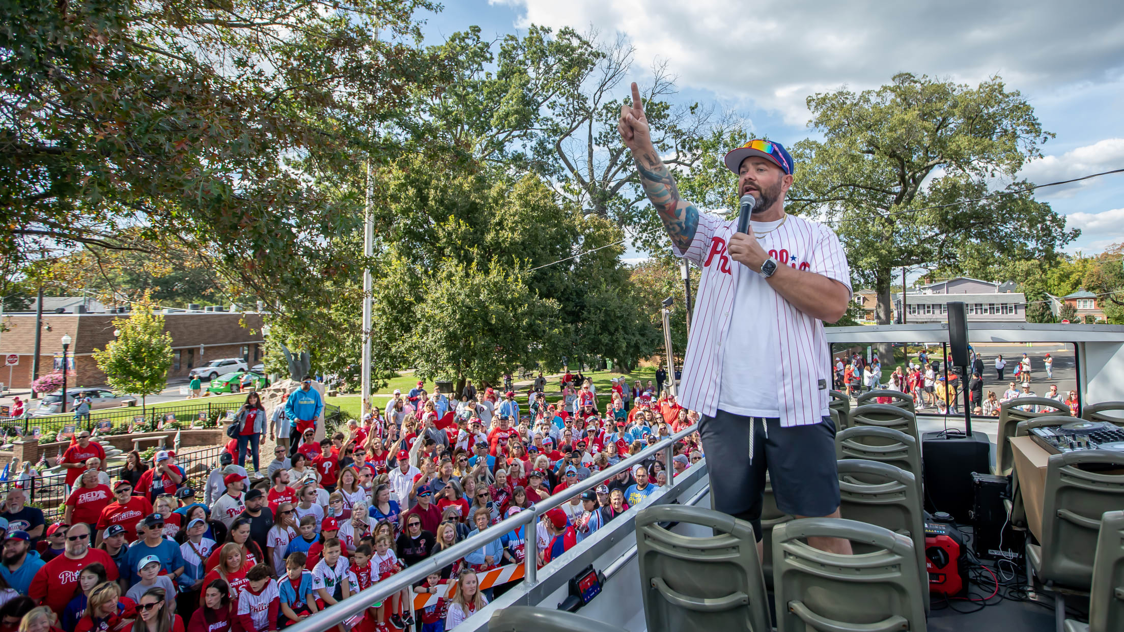 20251002_Rally_Red_October_Bus_Waterfalls-37