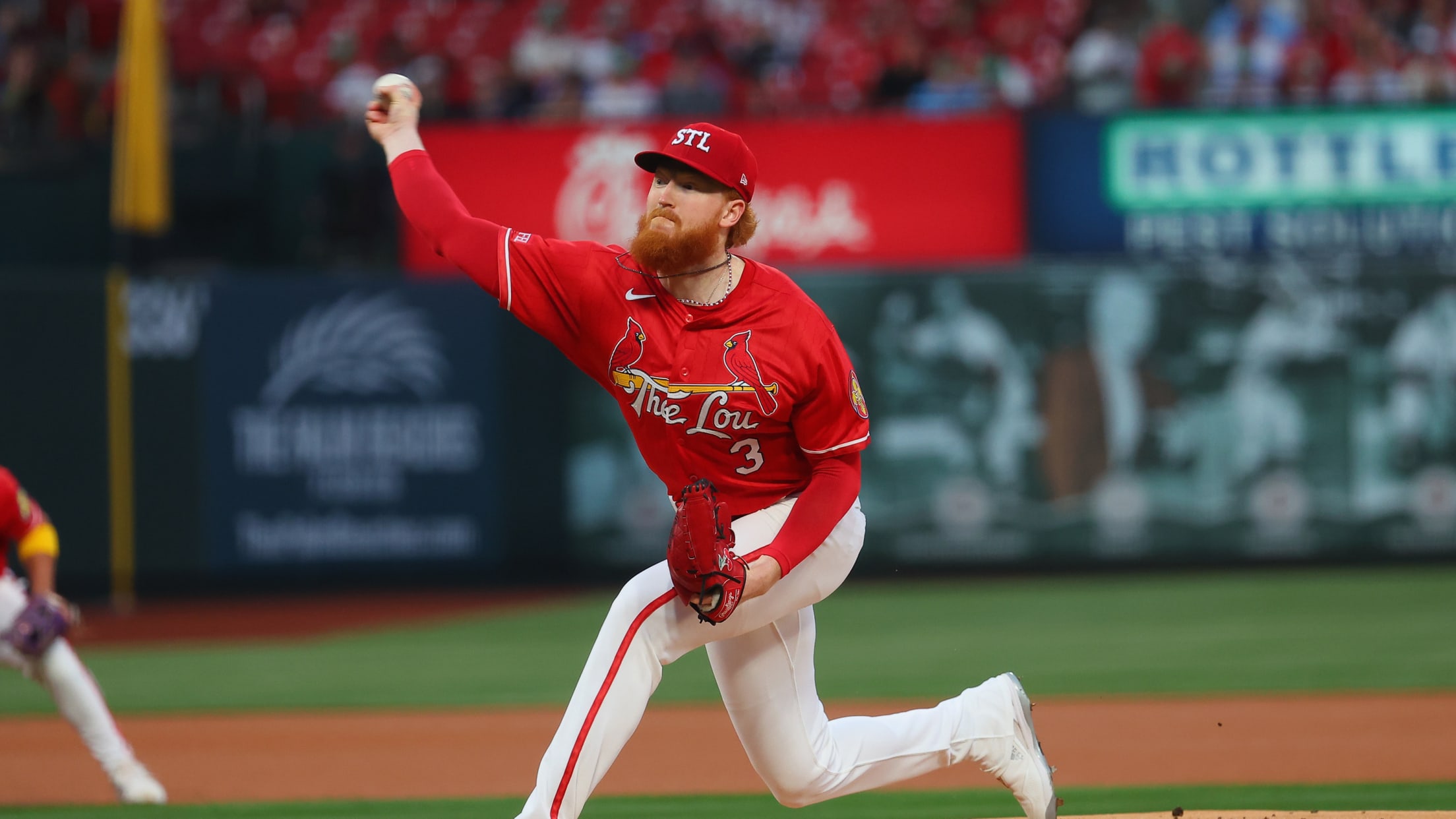 Dustin May earns first win with the Cardinals