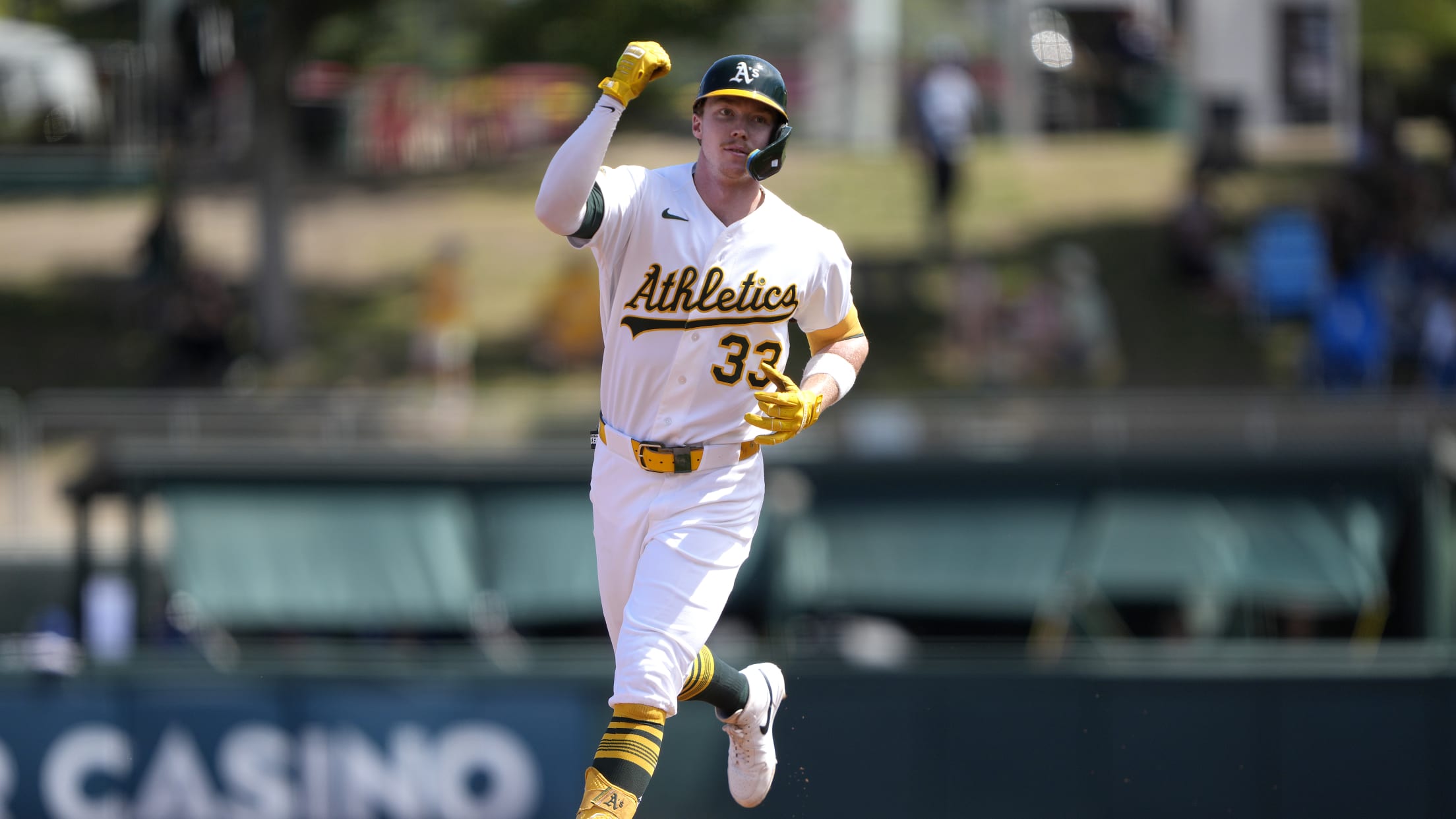 Henry Bolte's solo home run (10)