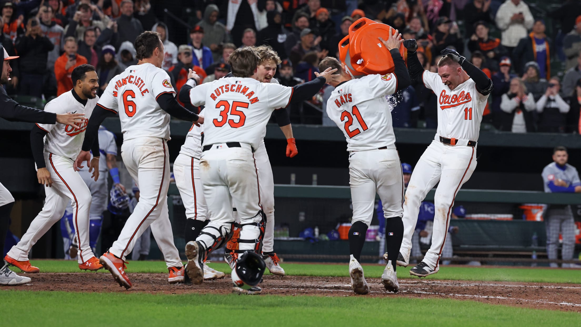 BAL-BI-040424-InFocus-Homestand-328-403-055