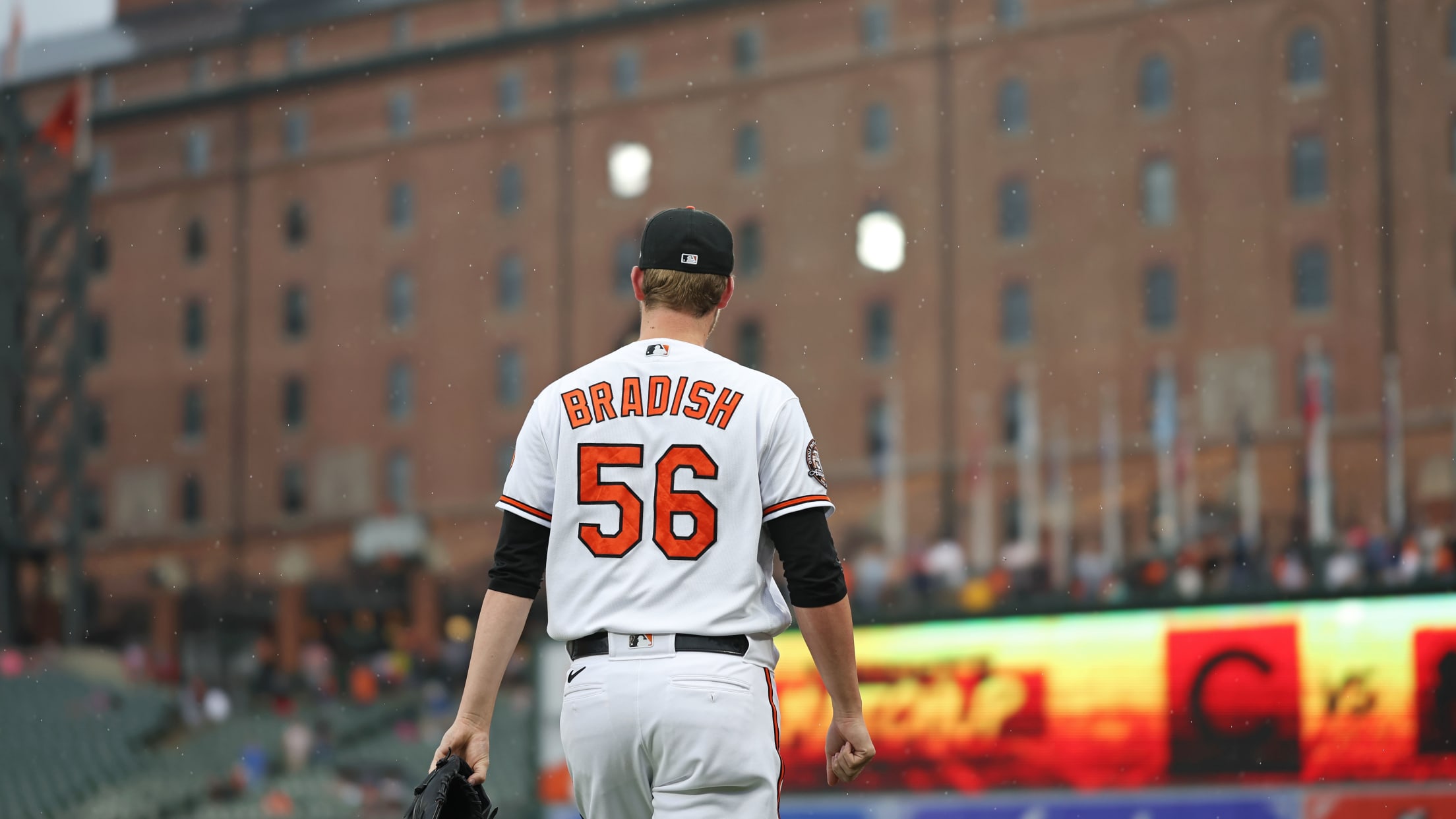 Kyle Bradish 39 Baltimore Orioles Shirt - Bring Your Ideas, Thoughts And  Imaginations Into Reality Today