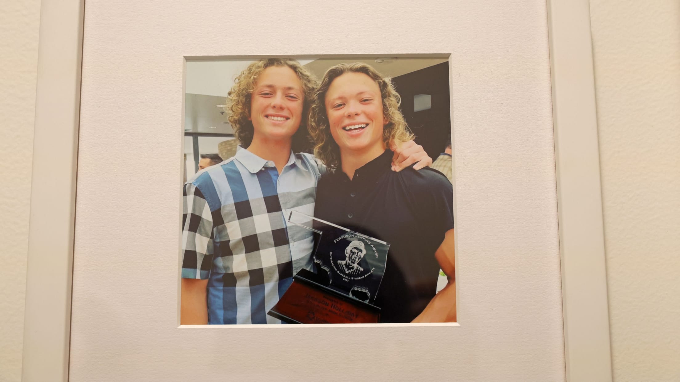 BAL-BI-021025-Holliday-Feature-034